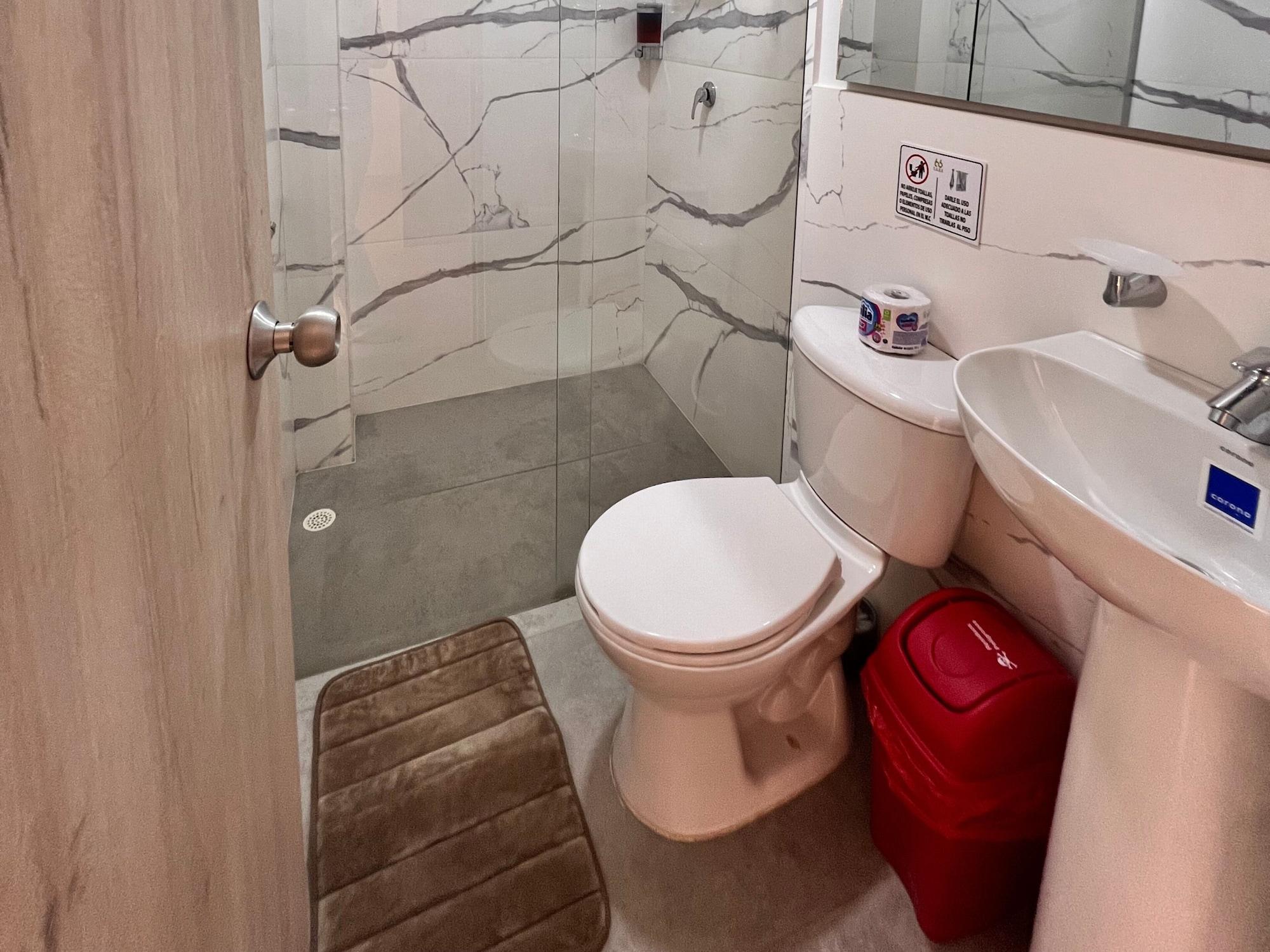 Equipamiento de Habitación Park 66 Apartaestudios