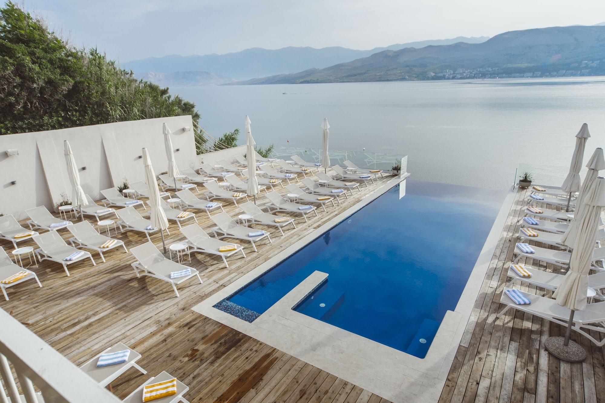 Vista Piscina Hotel Plaža
