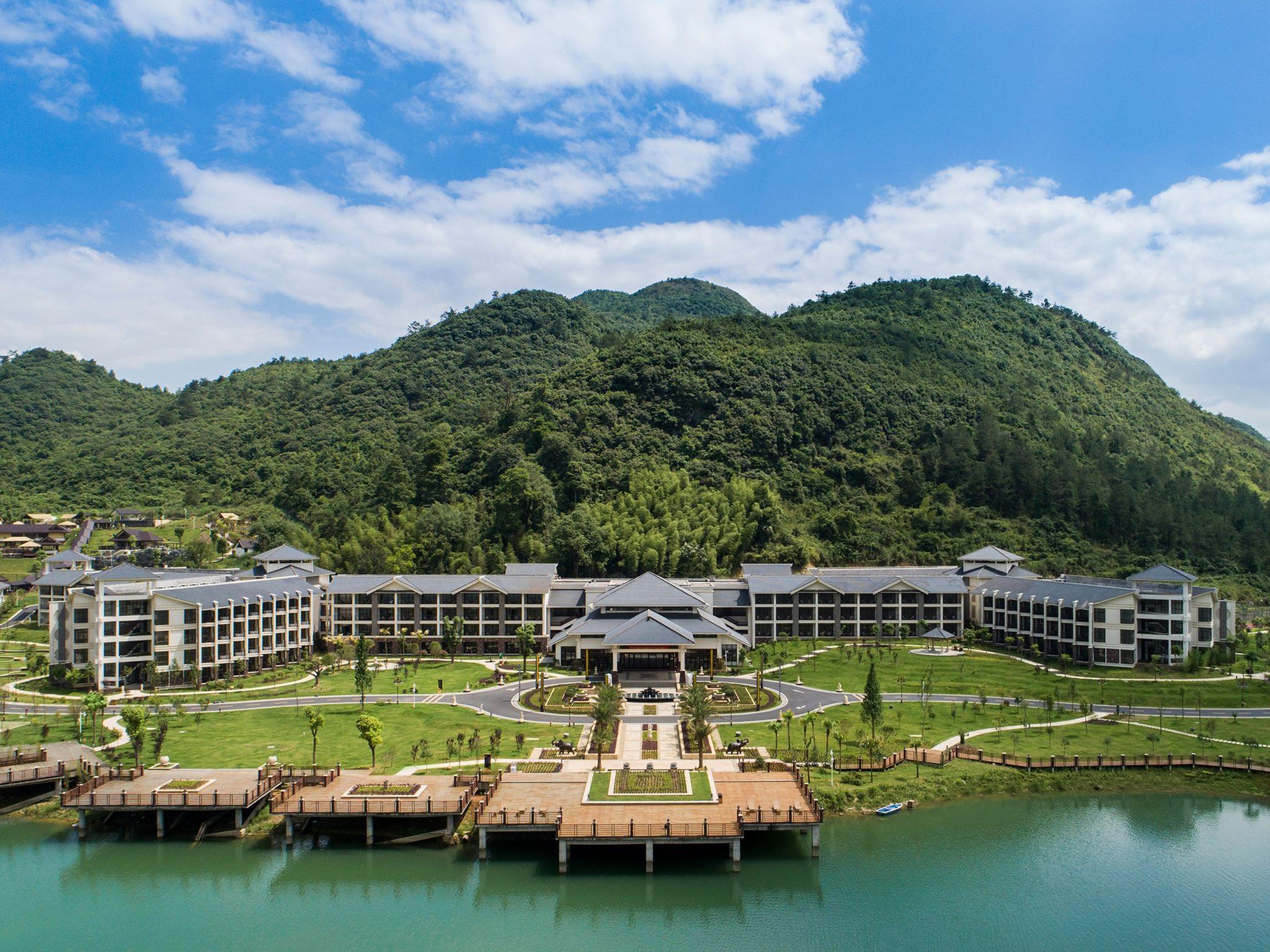 Vista Exterior LN Dongfang Hot Spring Resort