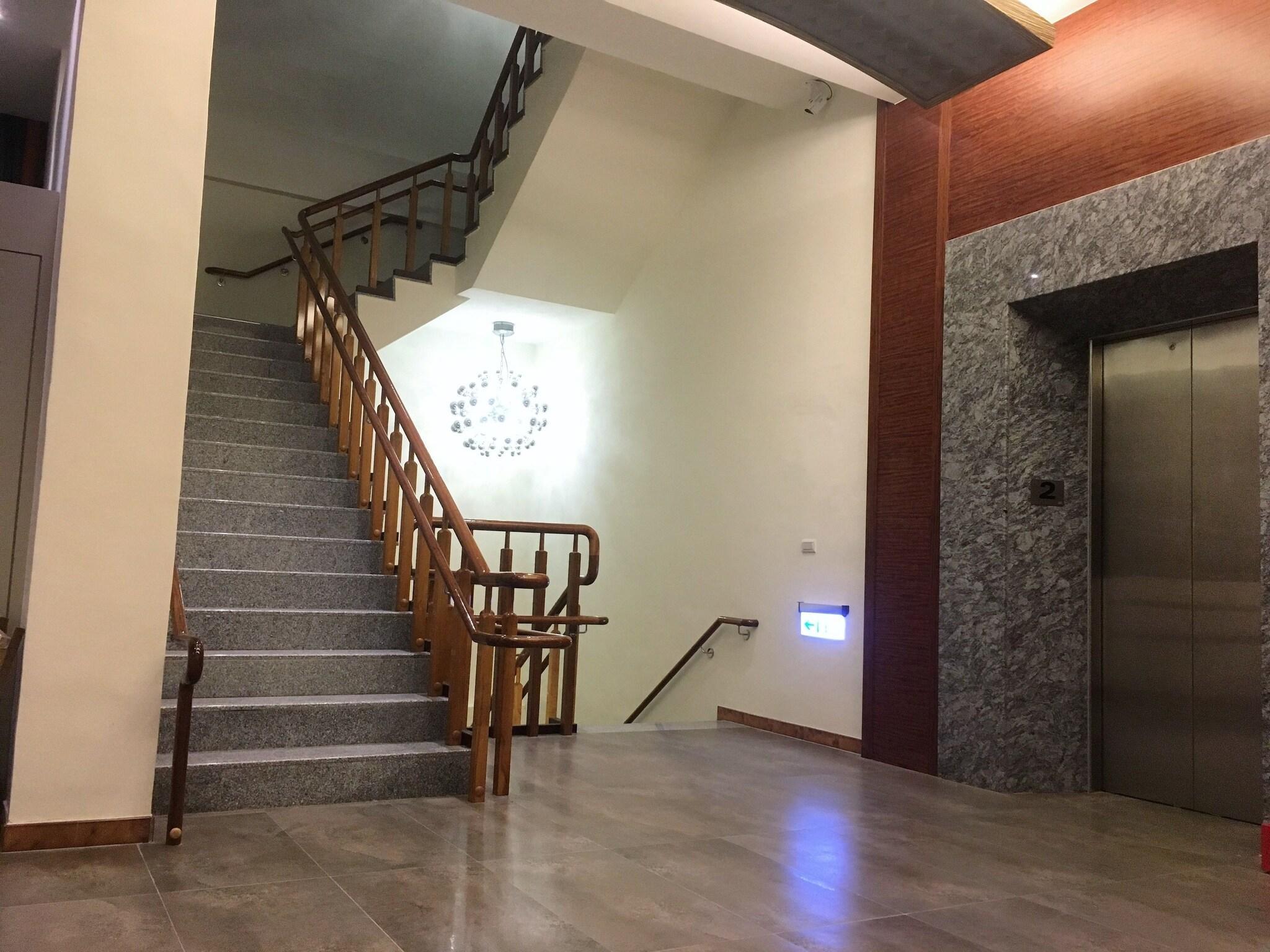 Varios Wei Feng Exquisite Motel Pintung Branch