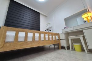 Alojamiento - Riverside Guest House