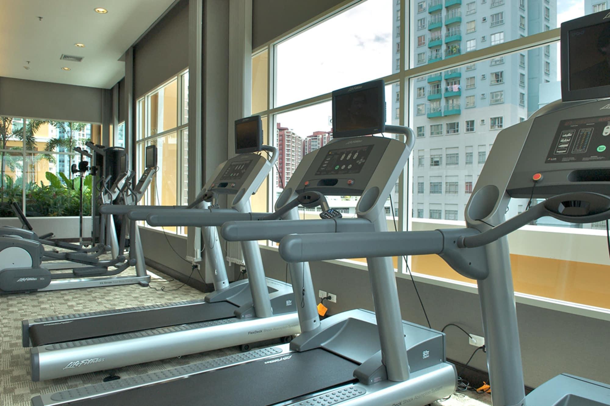 Gimnasio The Narathiwas Hotel & Residence Sathorn Bangkok