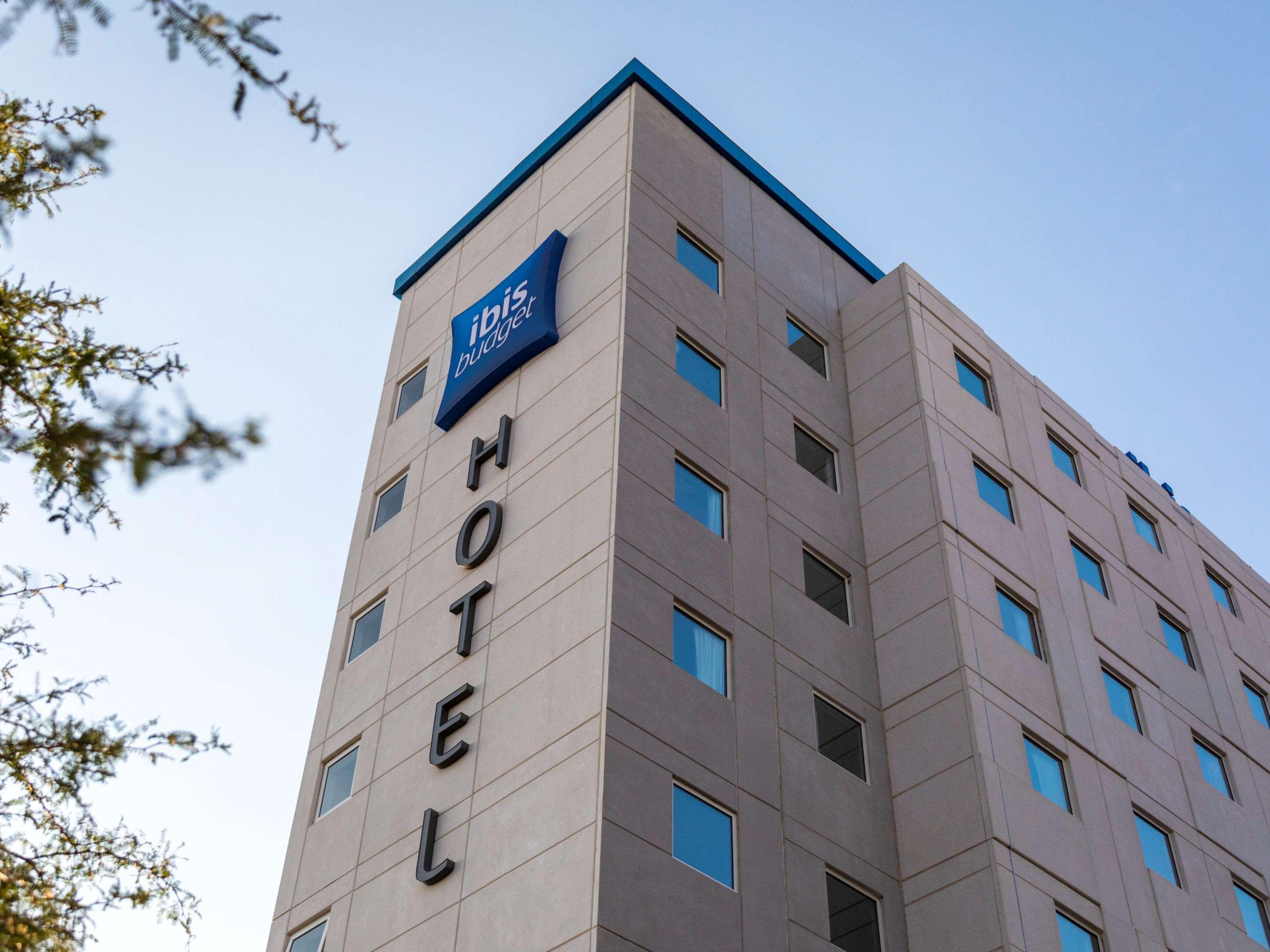 Vista Exterior ibis budget Aguascalientes Norte