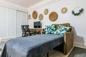 Alquiler Vacacional - Waiakea Villas Gem. Shared Pool & Private Balcony!