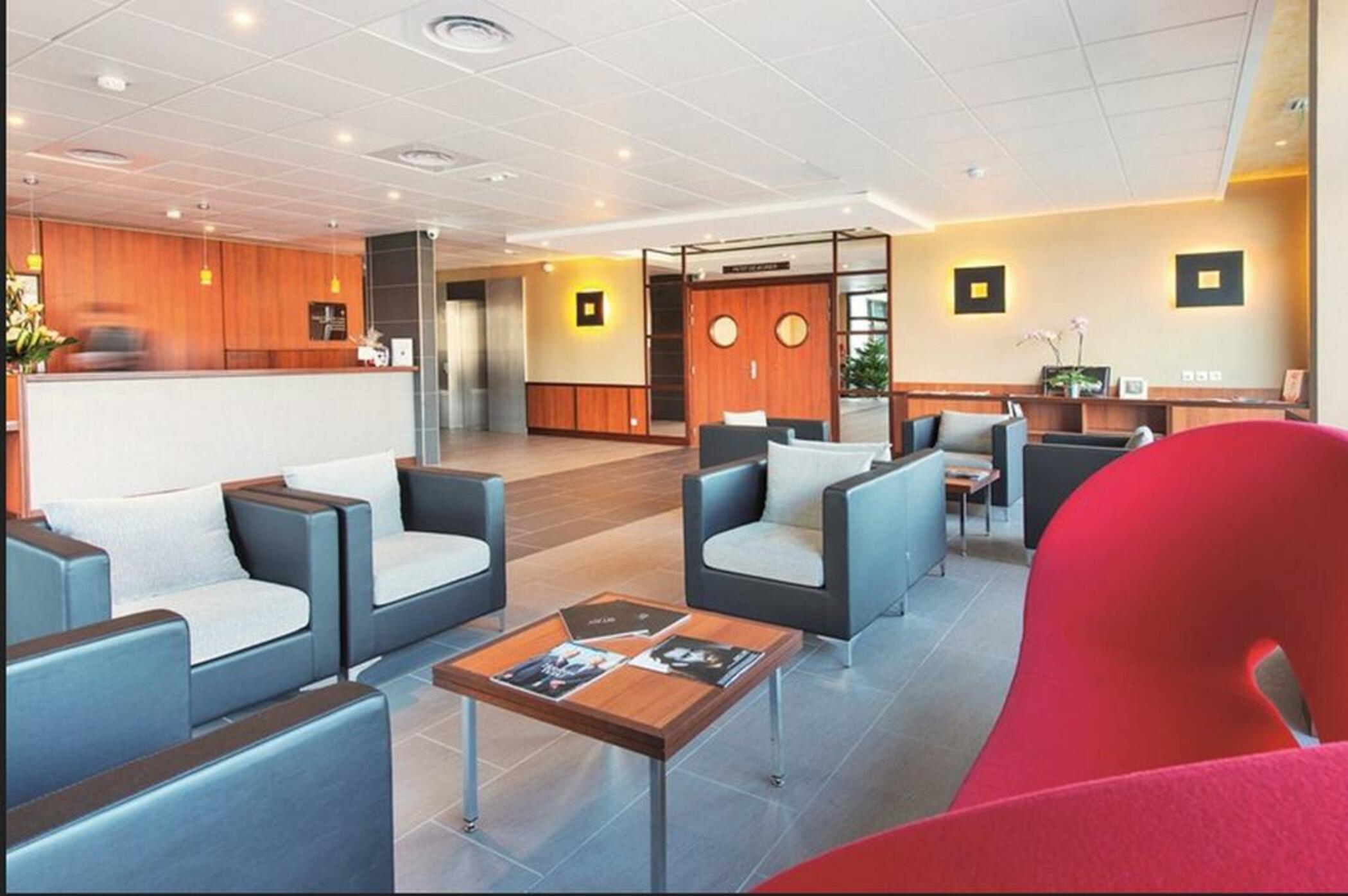 Vista Lobby Lyon Metropole by Arteloge
