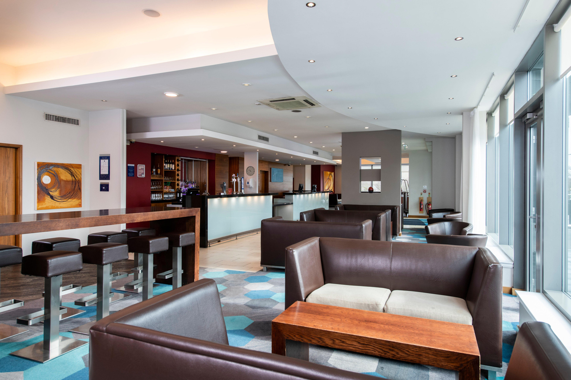 Bar/Salón Holiday Inn Express Hamilton by IHG