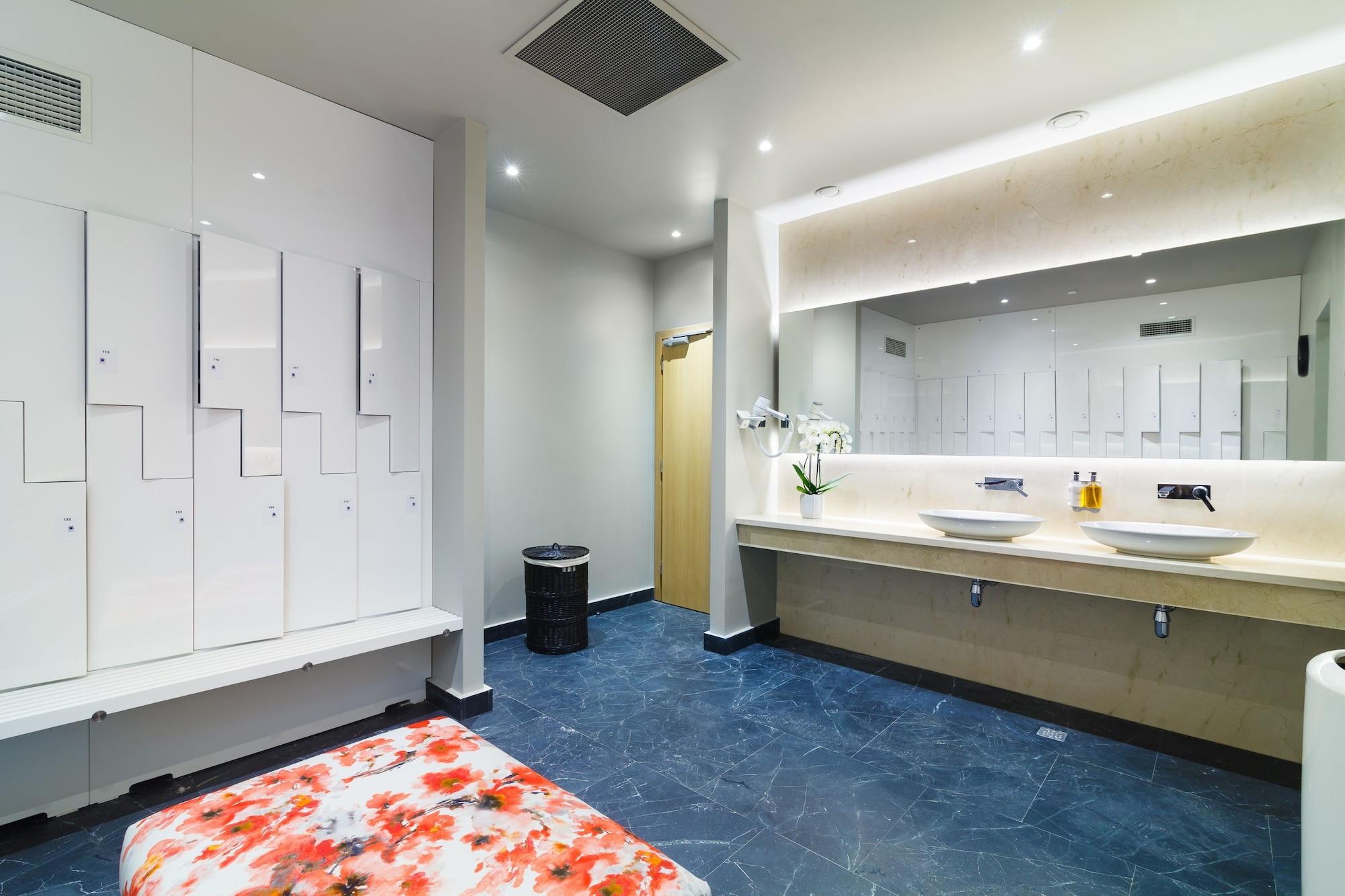 Spa Crowne Plaza Bucharest by IHG