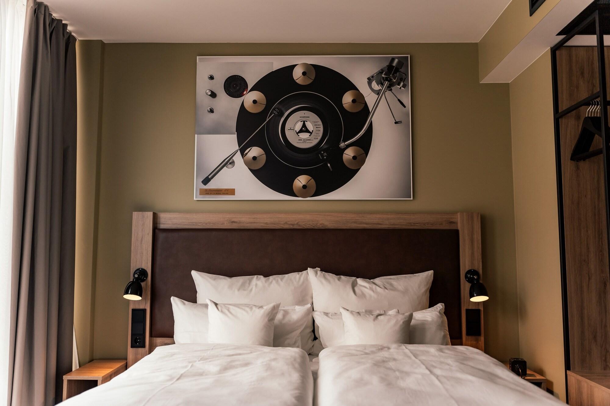 Habitación Me and All Hotel Hanover, by Hyatt