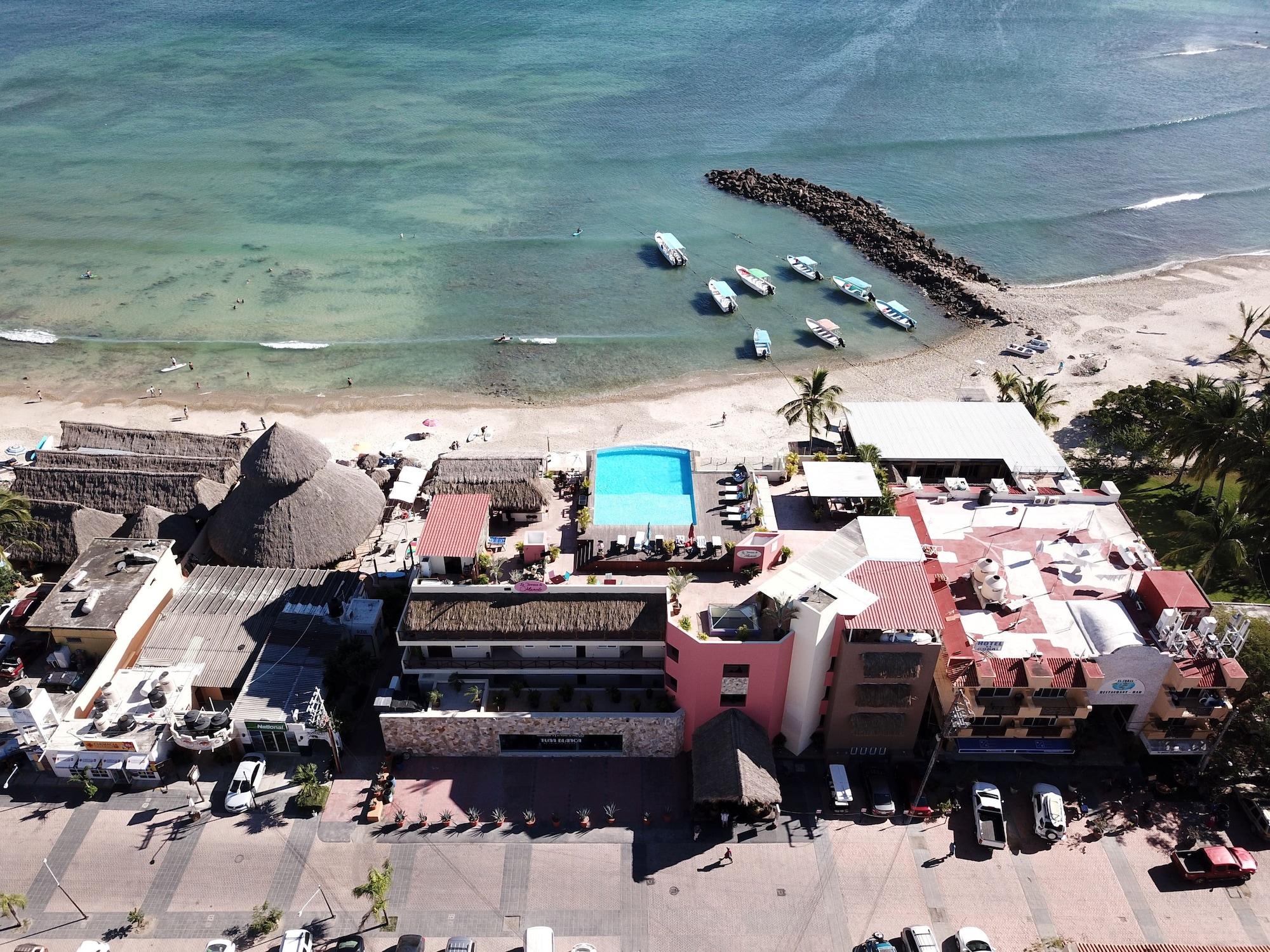 Vista Exterior Punta Mita Luxury Beachfront Condo