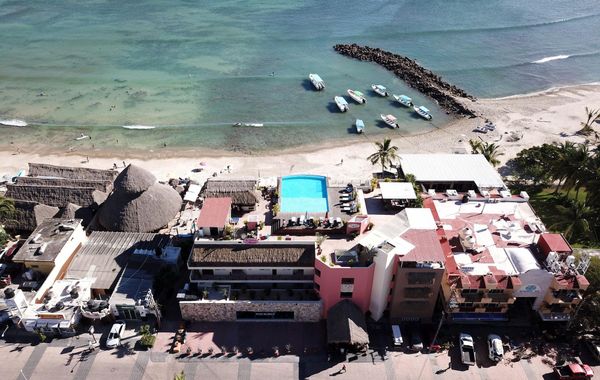 Punta Mita Luxury Beachfront Condo - Hoteles 3 estrellas en Punta de Mita, Nayarit