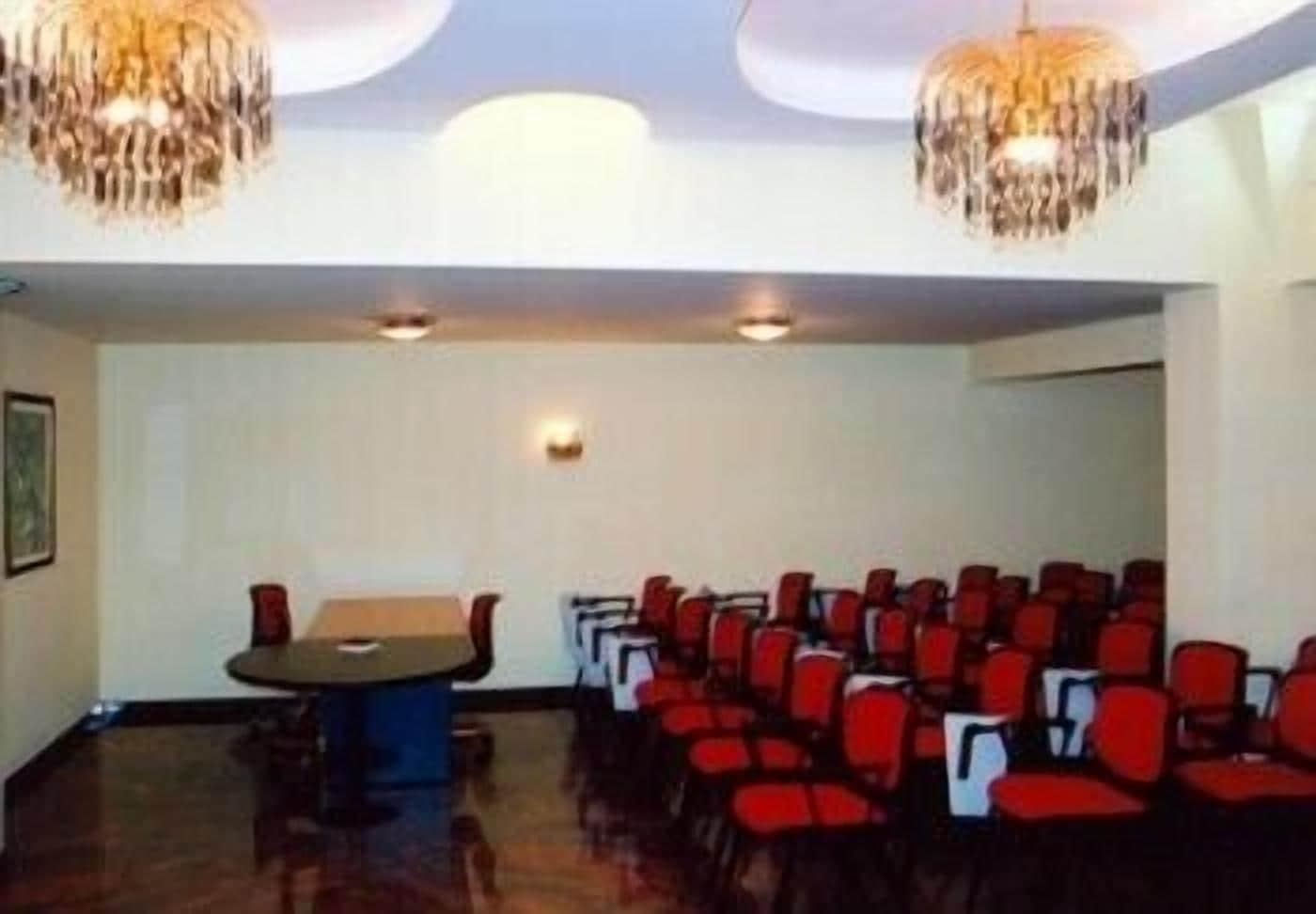 Sala de Reuniones Cordial Hotel