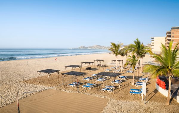 Grand Decameron Los Cabos, A Trademark All-Inclusive Resort