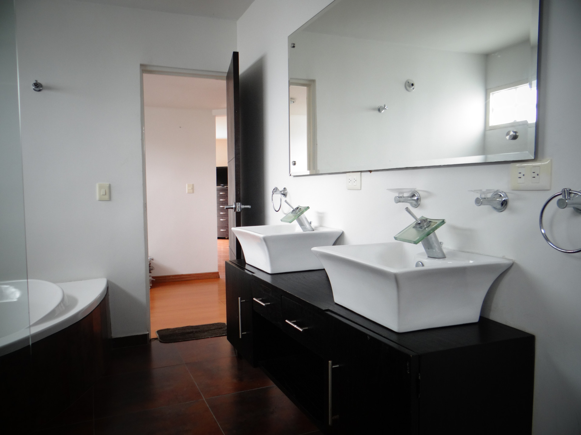 Set de Habitación Casa Hotel Linares