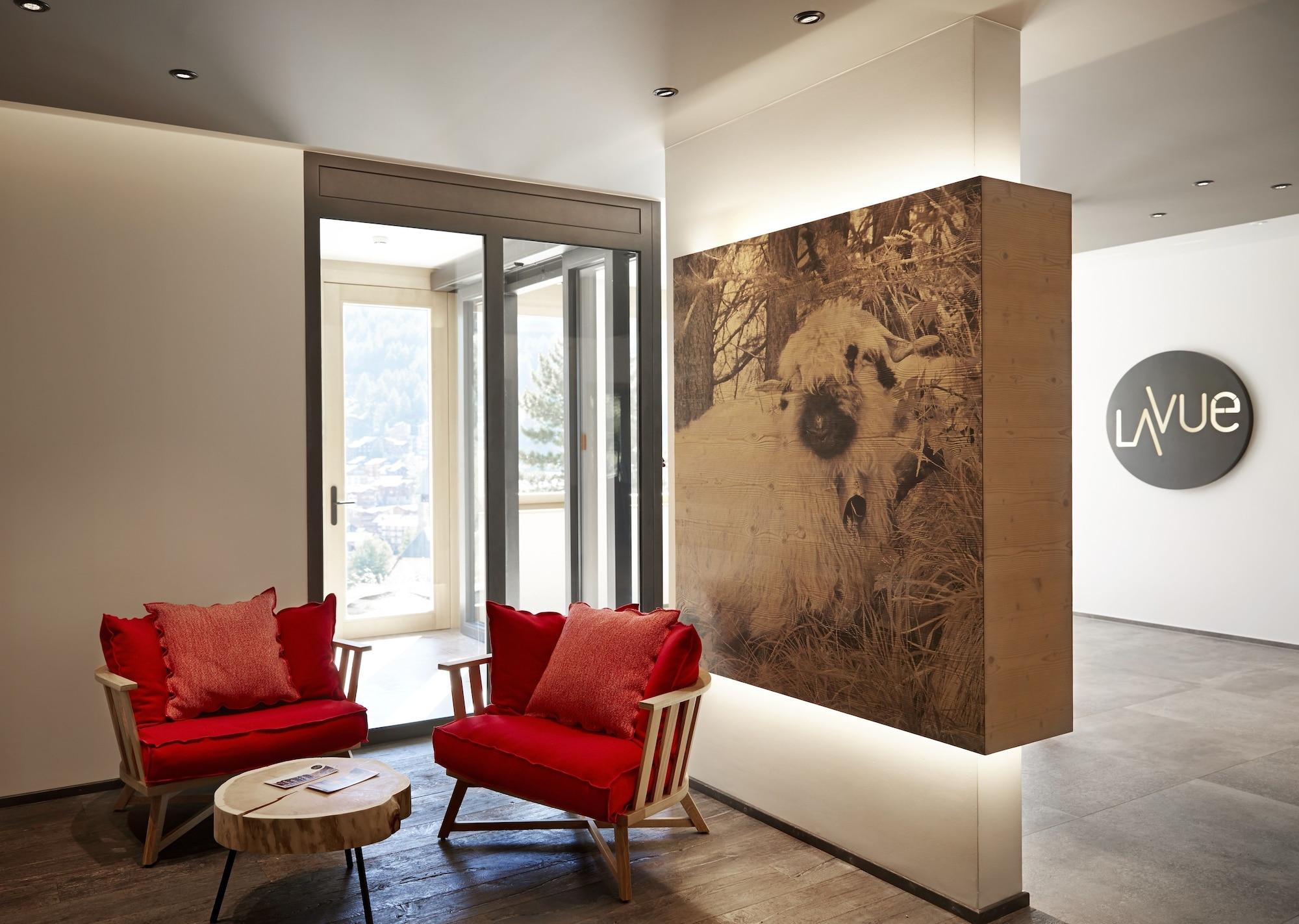 Vista Lobby La Vue - Zermatt Luxury Living Appartements