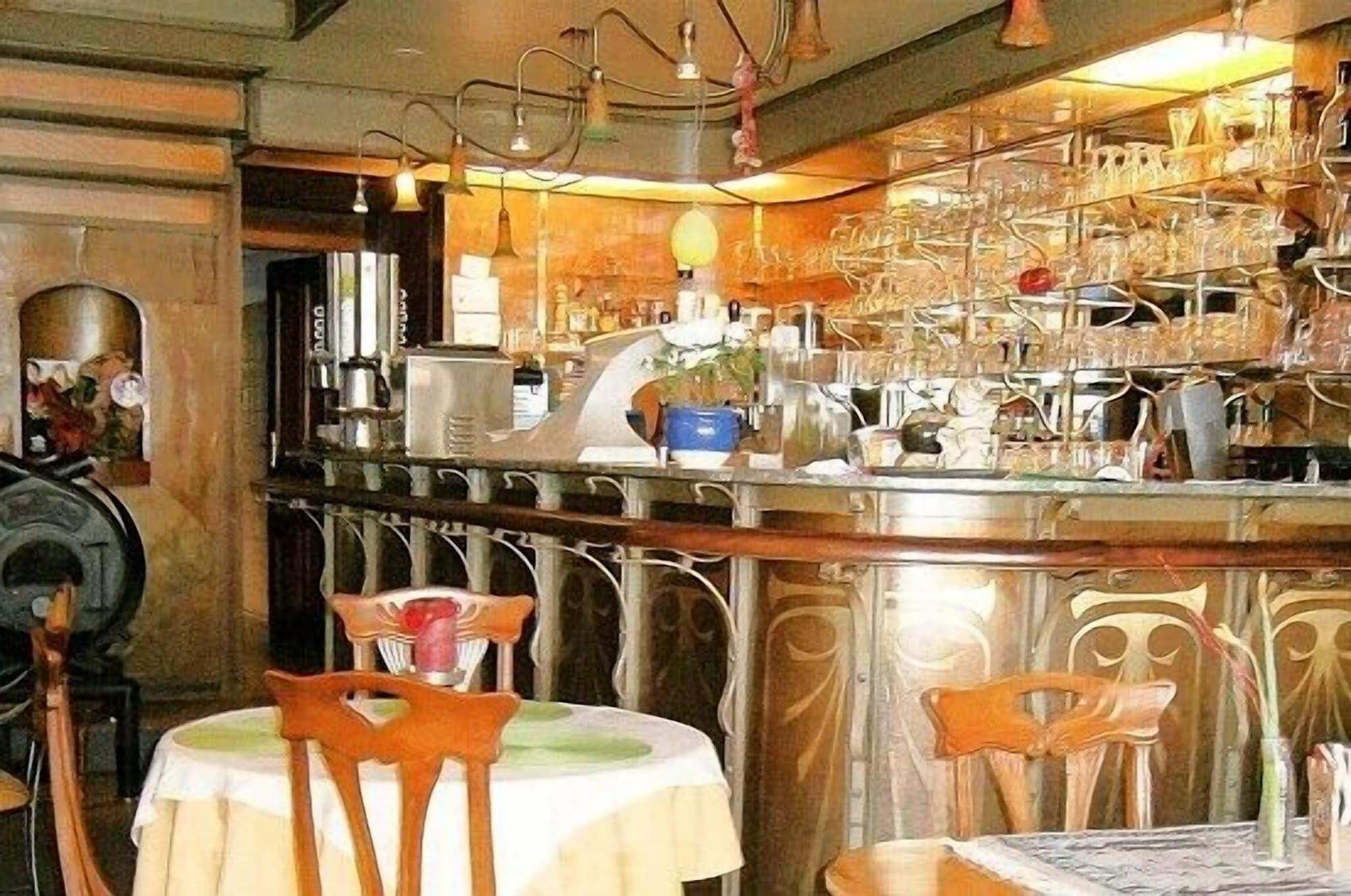 Bar/Salón Hotel La Forge