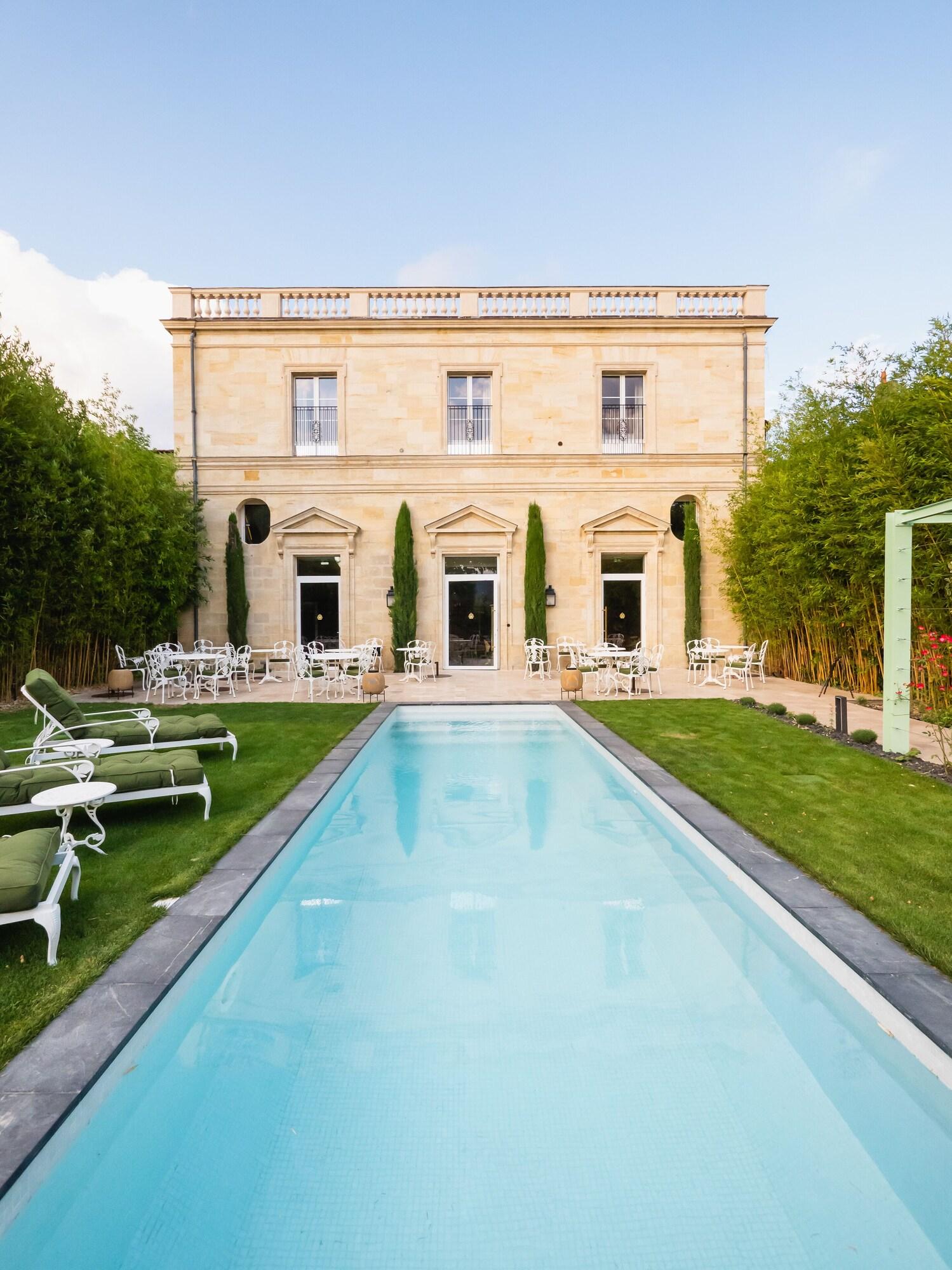 Vista Piscina Maison Pavlov