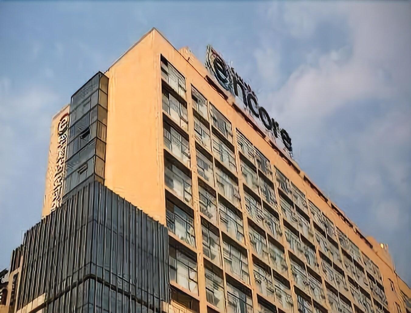 Vista Exterior Ramada Encore Guanghan