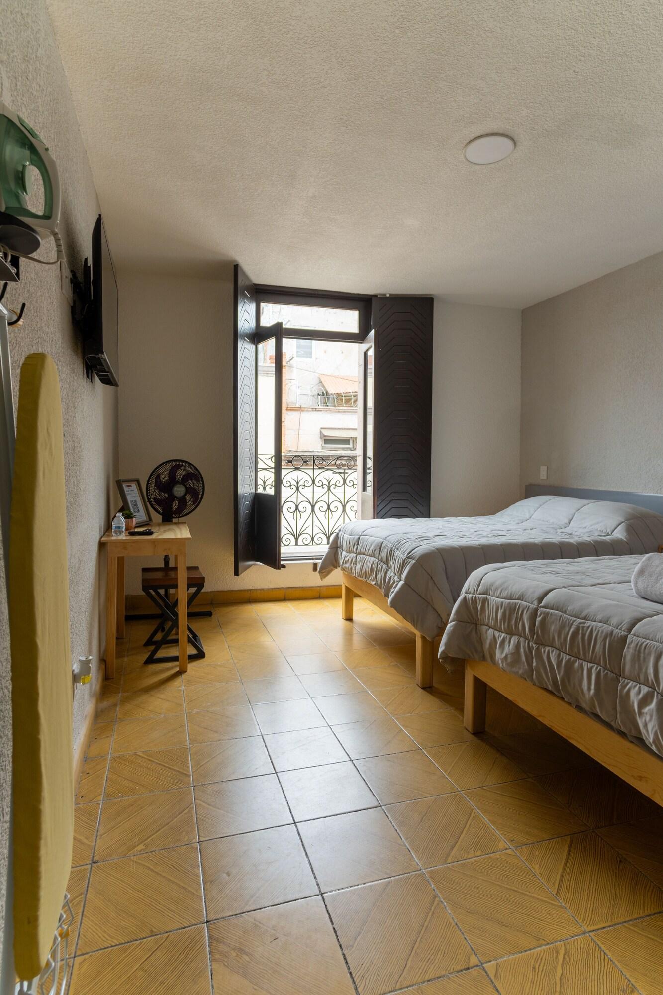 Habitación El Suburbio Serapio Rendon