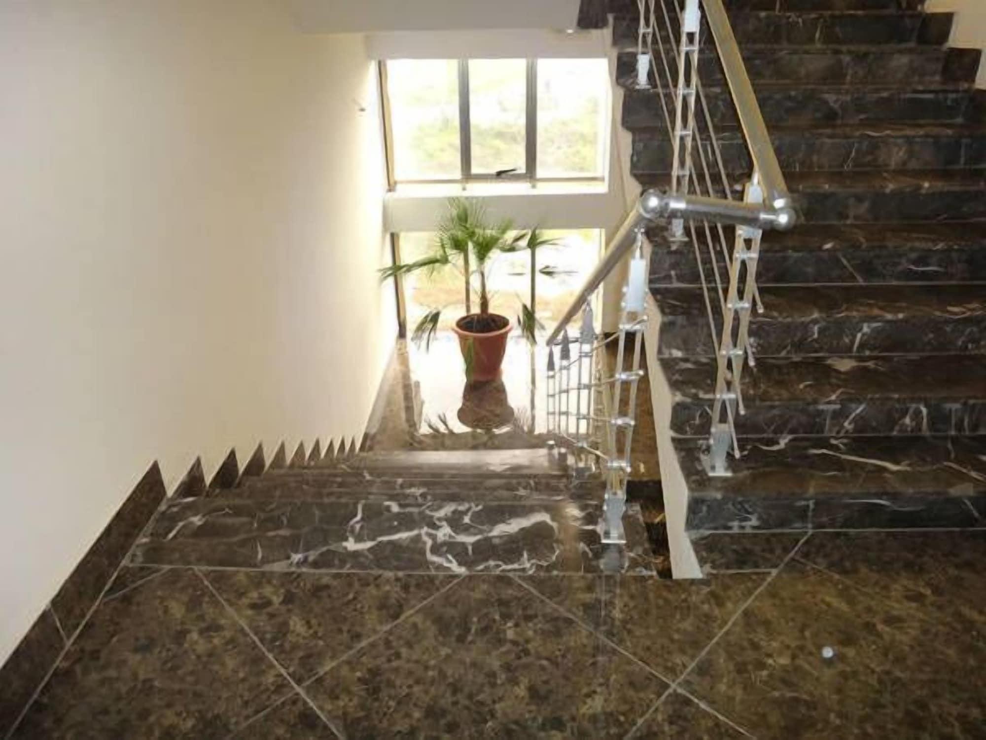 Varios Millennium Apartment Hotel