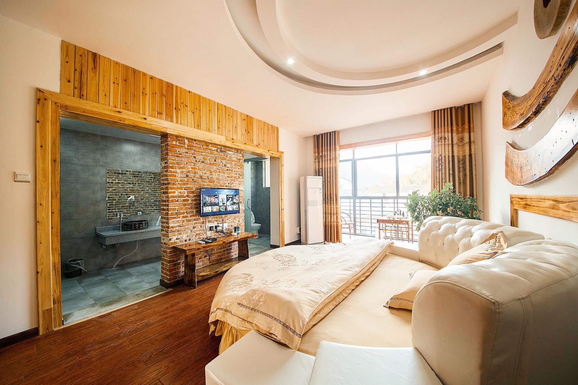 Varios Hongfu Guesthouse