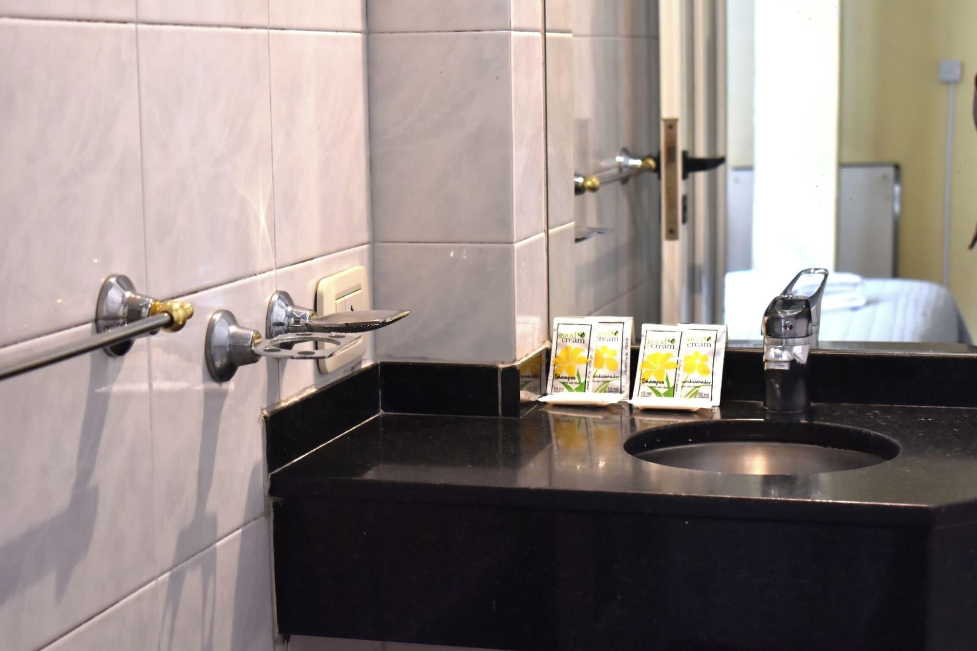 Equipamiento de Habitación Hotel Frossard