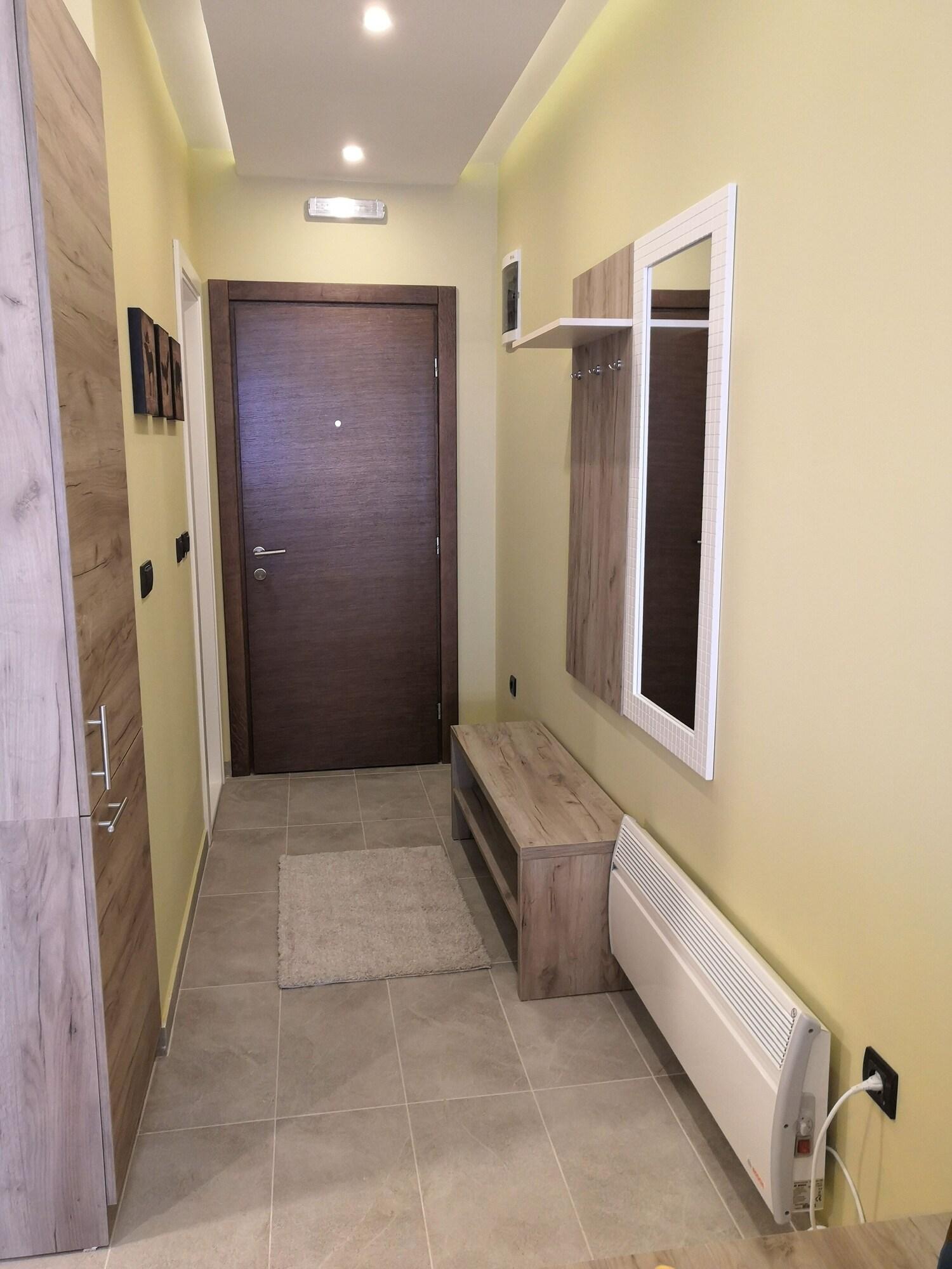 Varios Sky Cabin Apartments