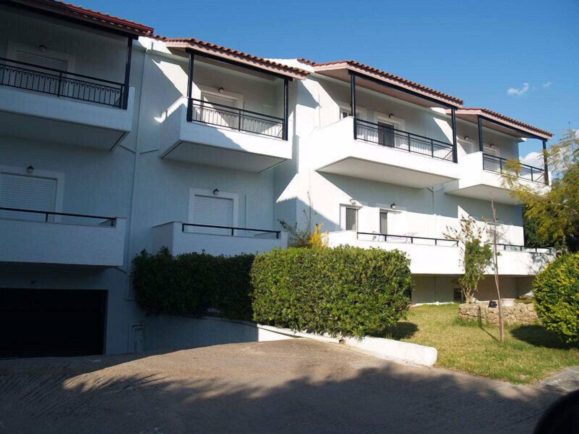 Vista Exterior Kleopatra Traditional Hotel Apartments