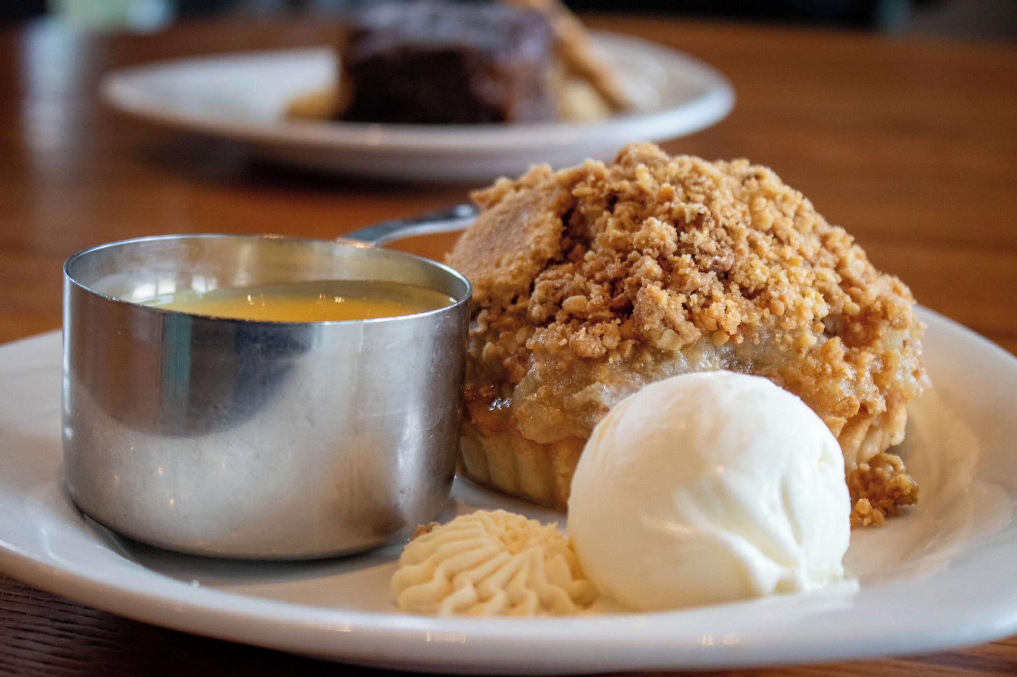 Restaurant The Waterside Hotel