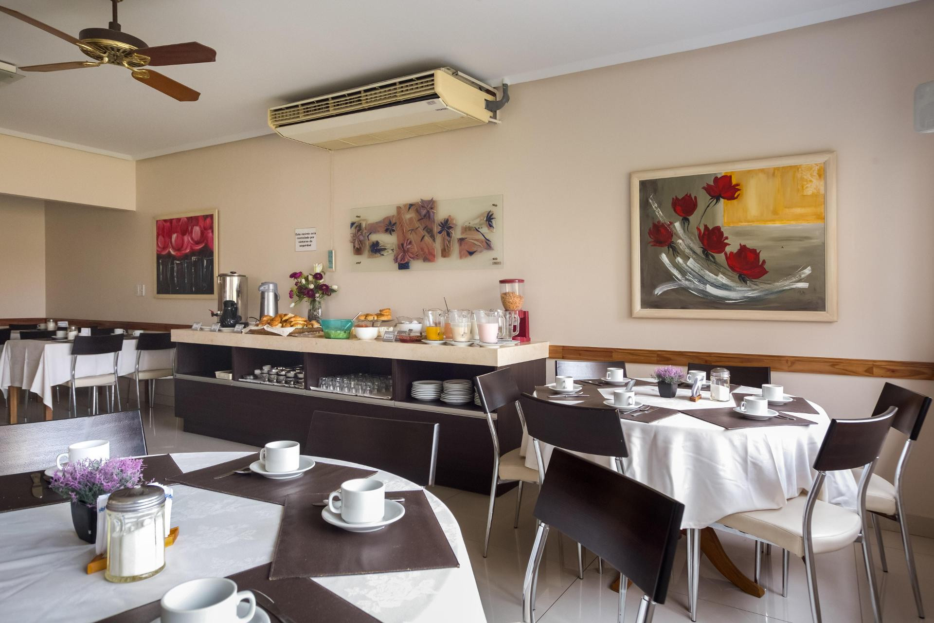 Restaurant Crillon Hotel Mendoza