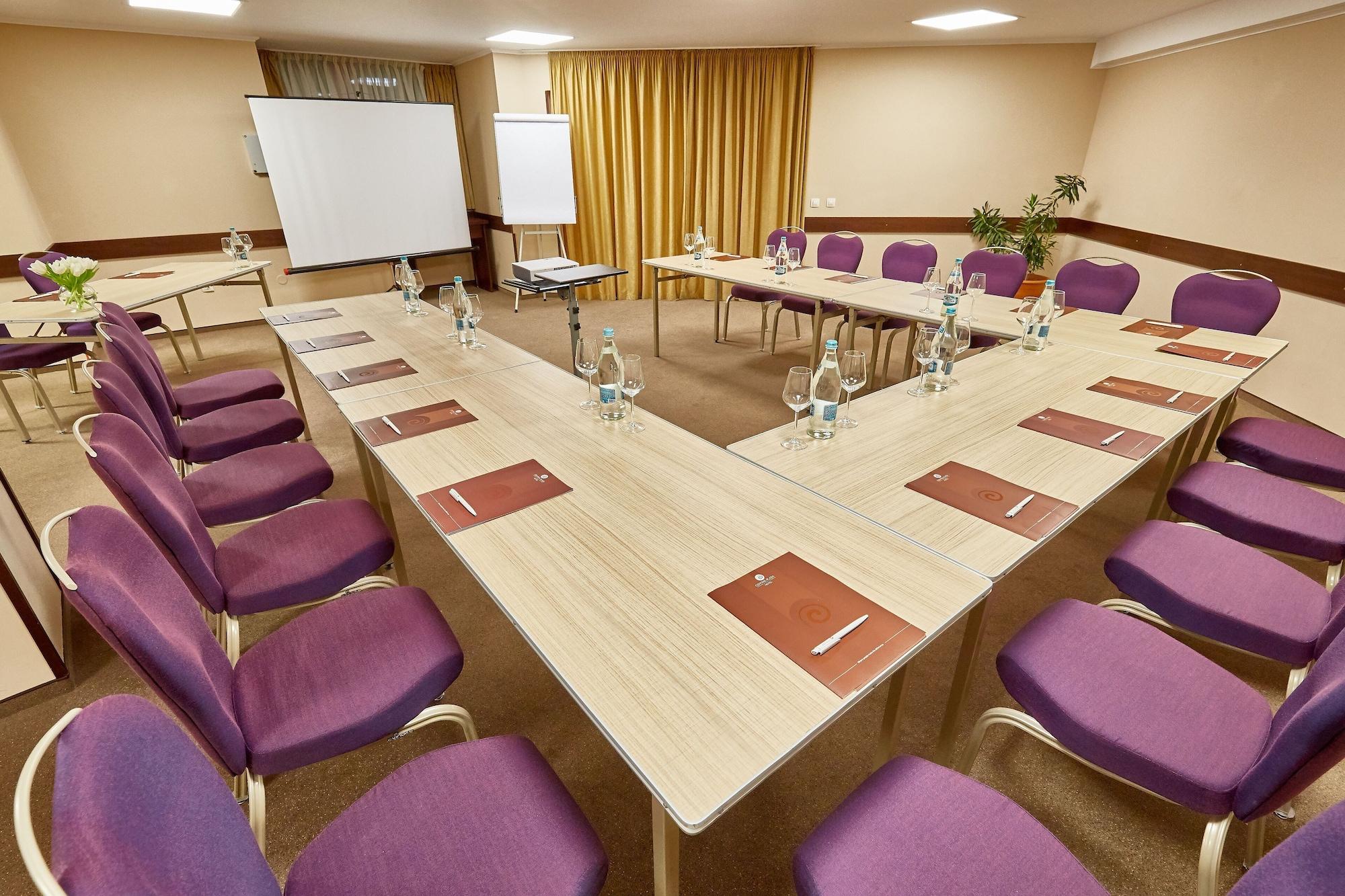 Sala de Reuniones Central Plaza Hotel