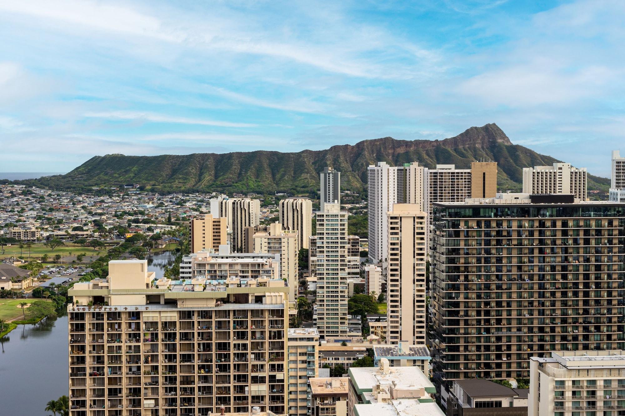 Playa Skyline Island Colony Hotel