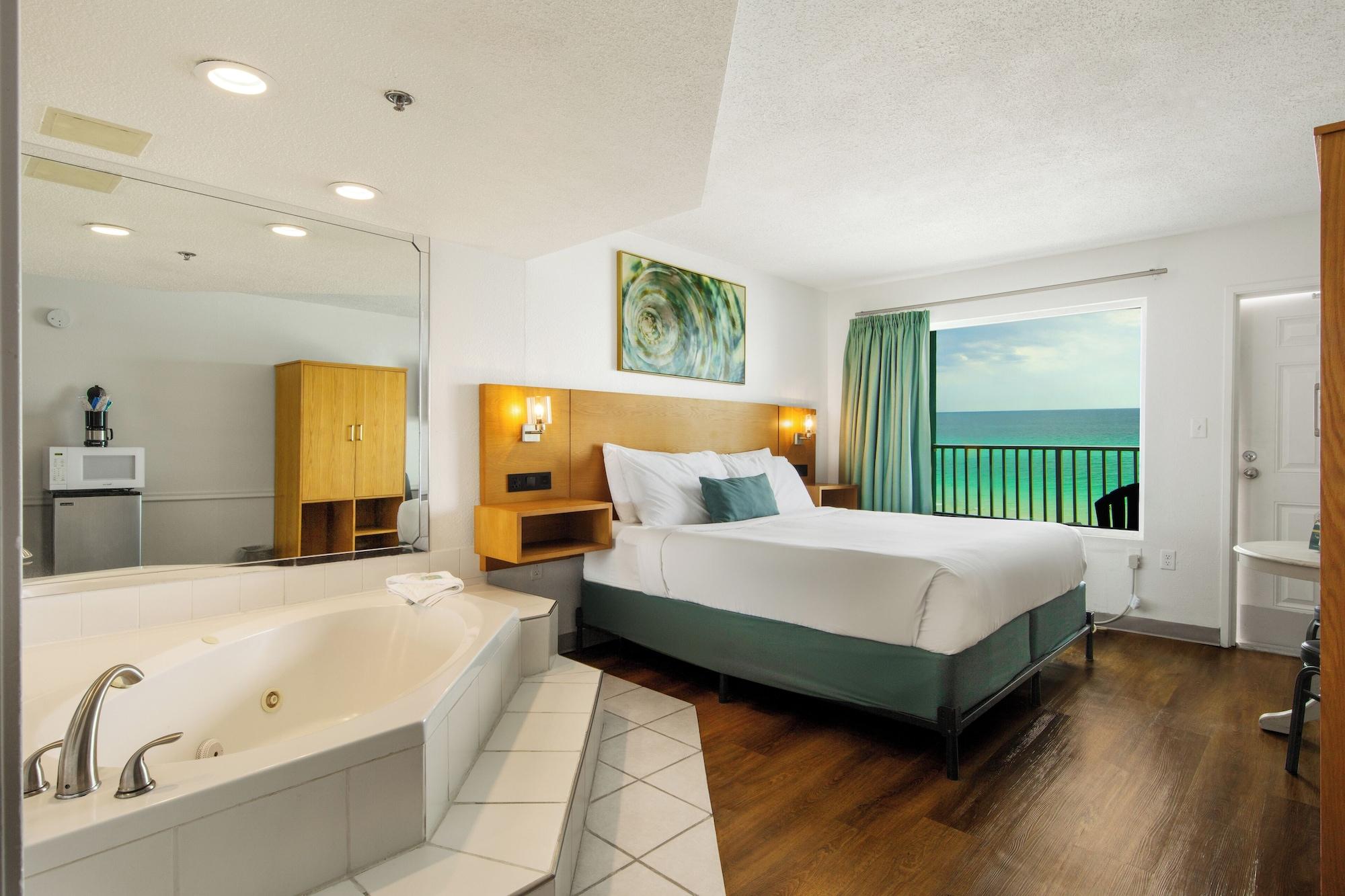 Habitación Beachcomber Beachfront Hotel, a By The Sea Resort