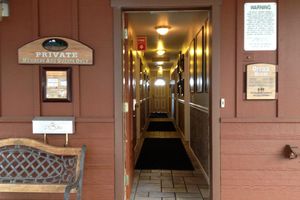 Alojamiento - Beachcomber Inn