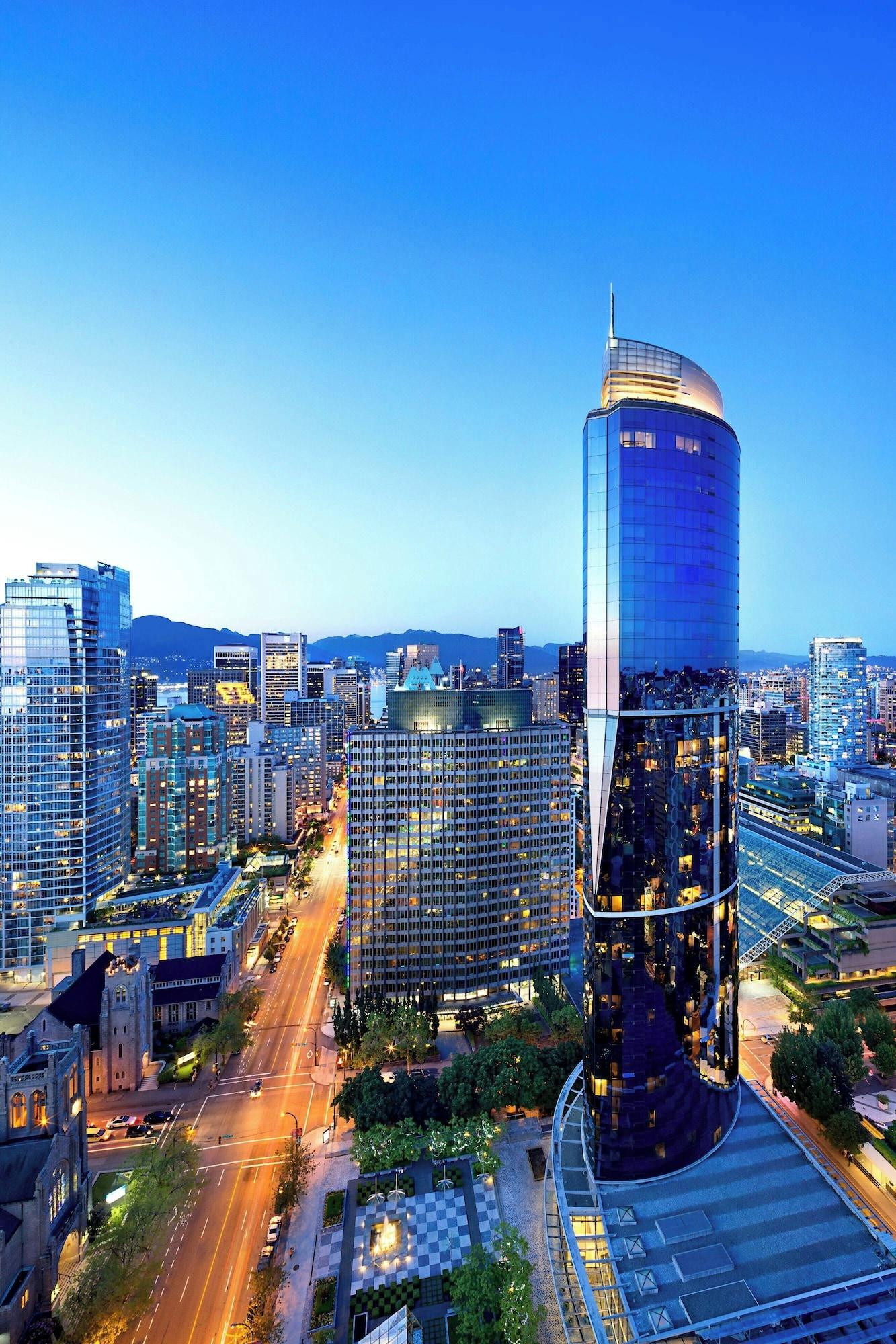 Vista Exterior Sheraton Vancouver Wall Centre