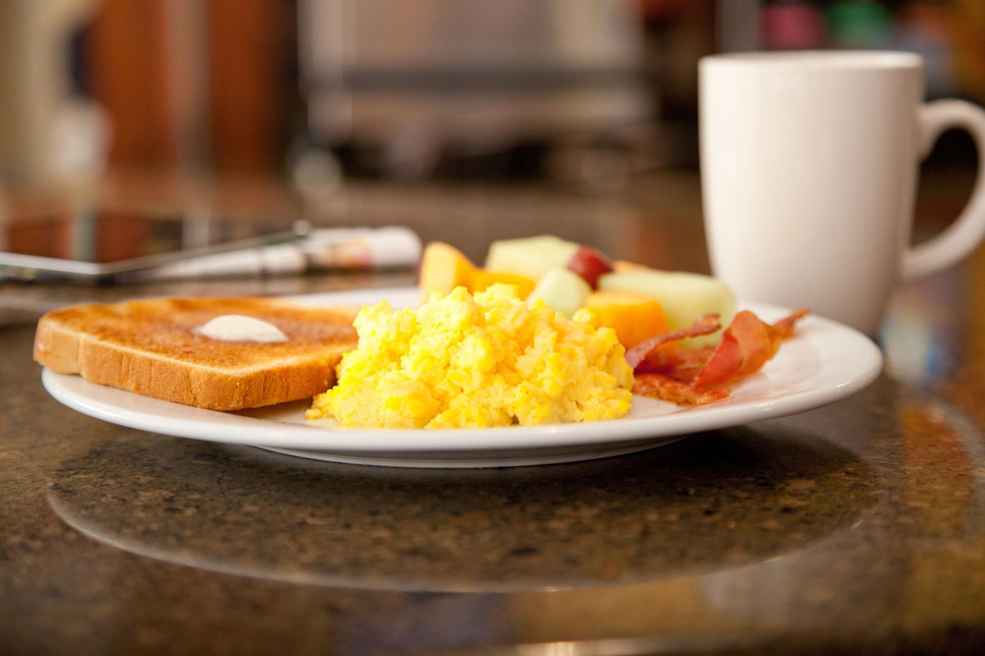 Restaurant Staybridge Suites El Paso Airport by IHG