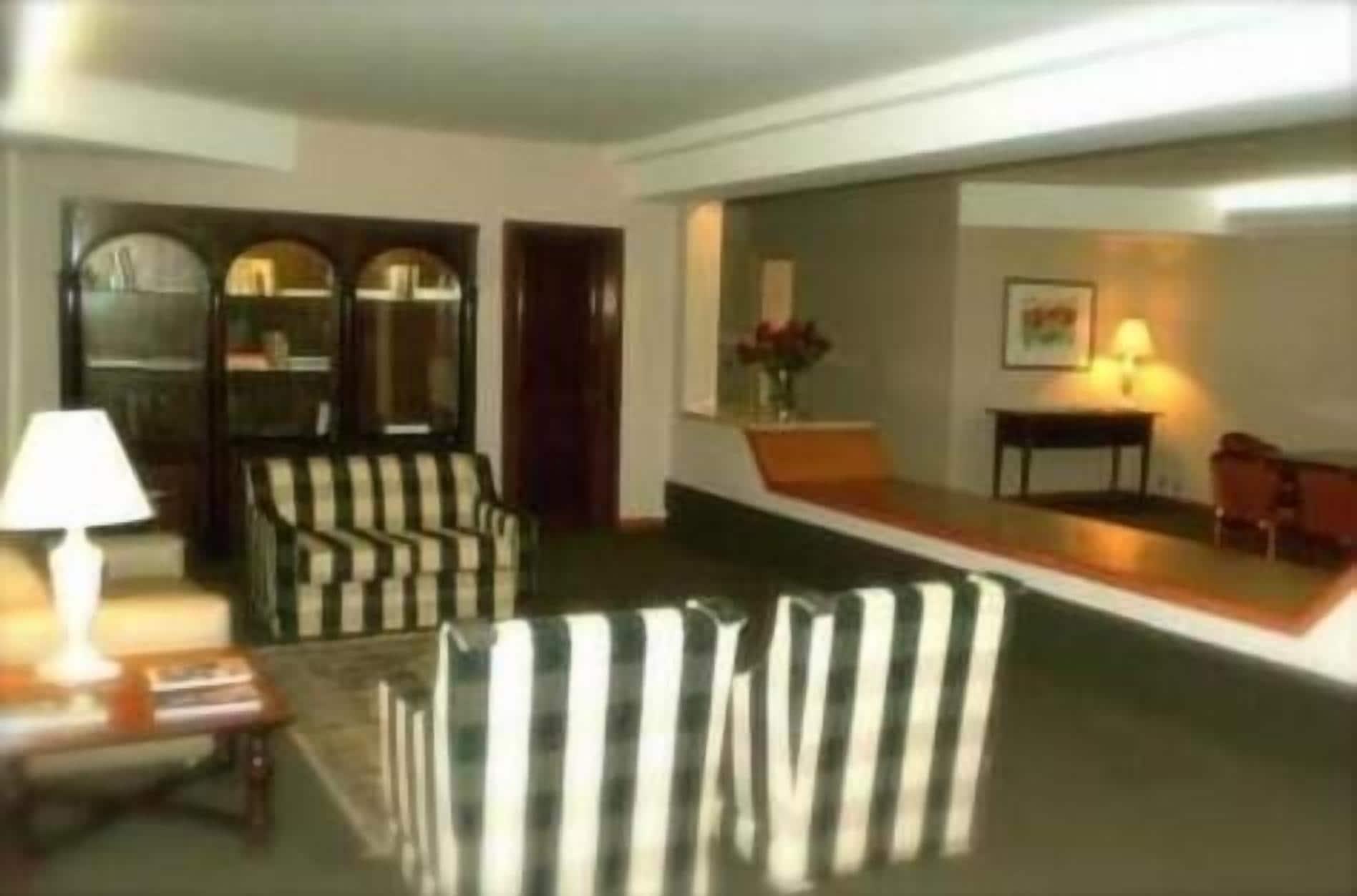 Comodidades del Alojamiento Duque Center Hotel