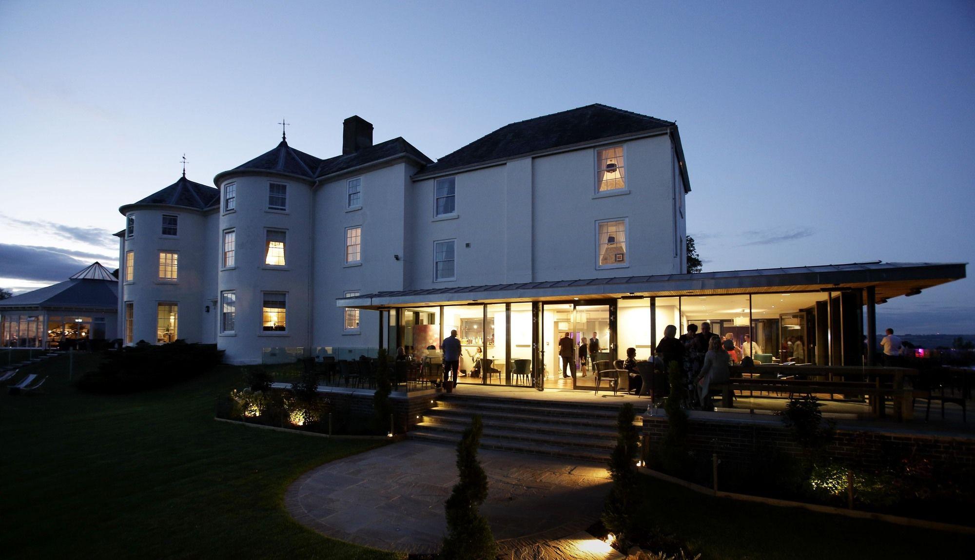 Vista Exterior Tewkesbury Park Hotel, Golf & Country Club