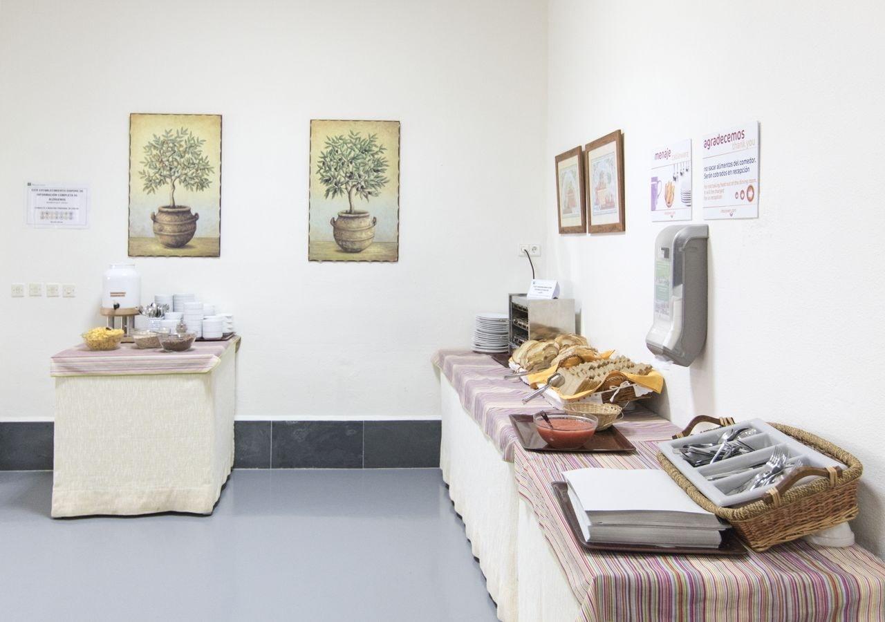 Restaurant Albergue Inturjoven Granada - Hostel