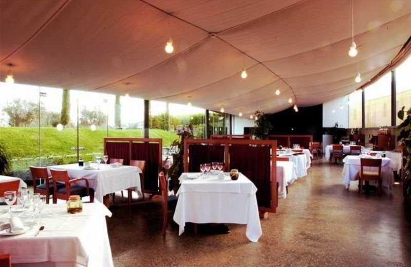 Restaurant Arcs de Monells