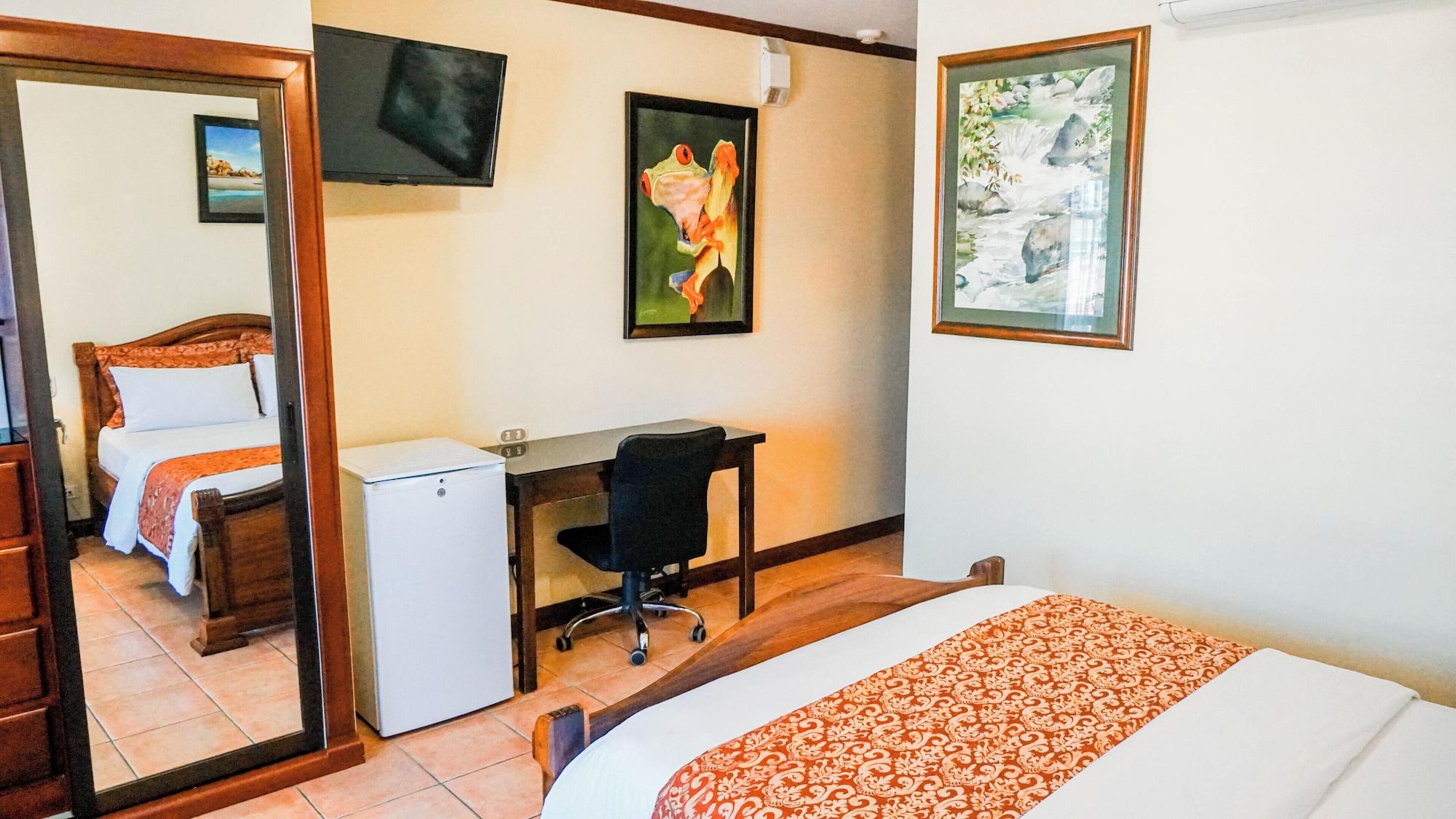 Equipamiento de Habitación Hotel Casa Roland San José