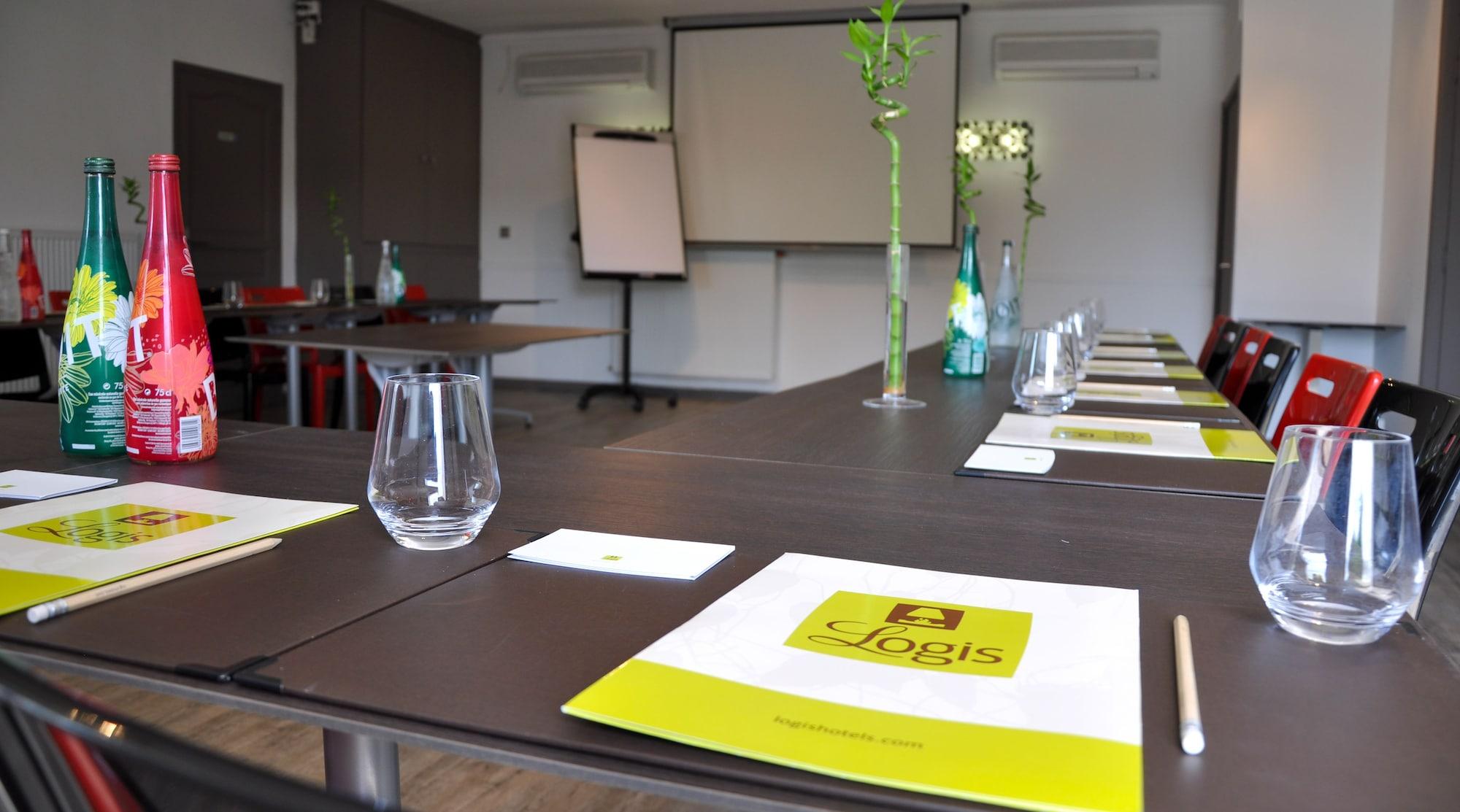 Sala de Reuniones Hôtel Restaurant L'Etape