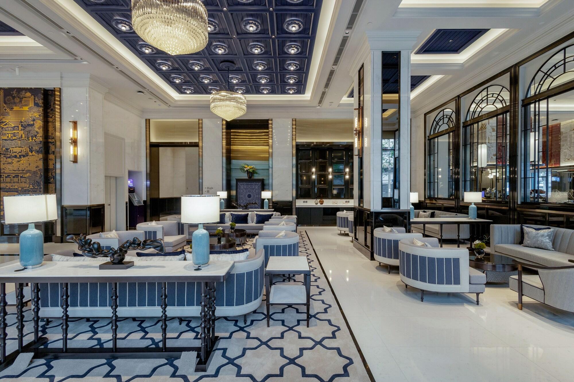Vista Lobby Grande Centre Point Surawong Bangkok