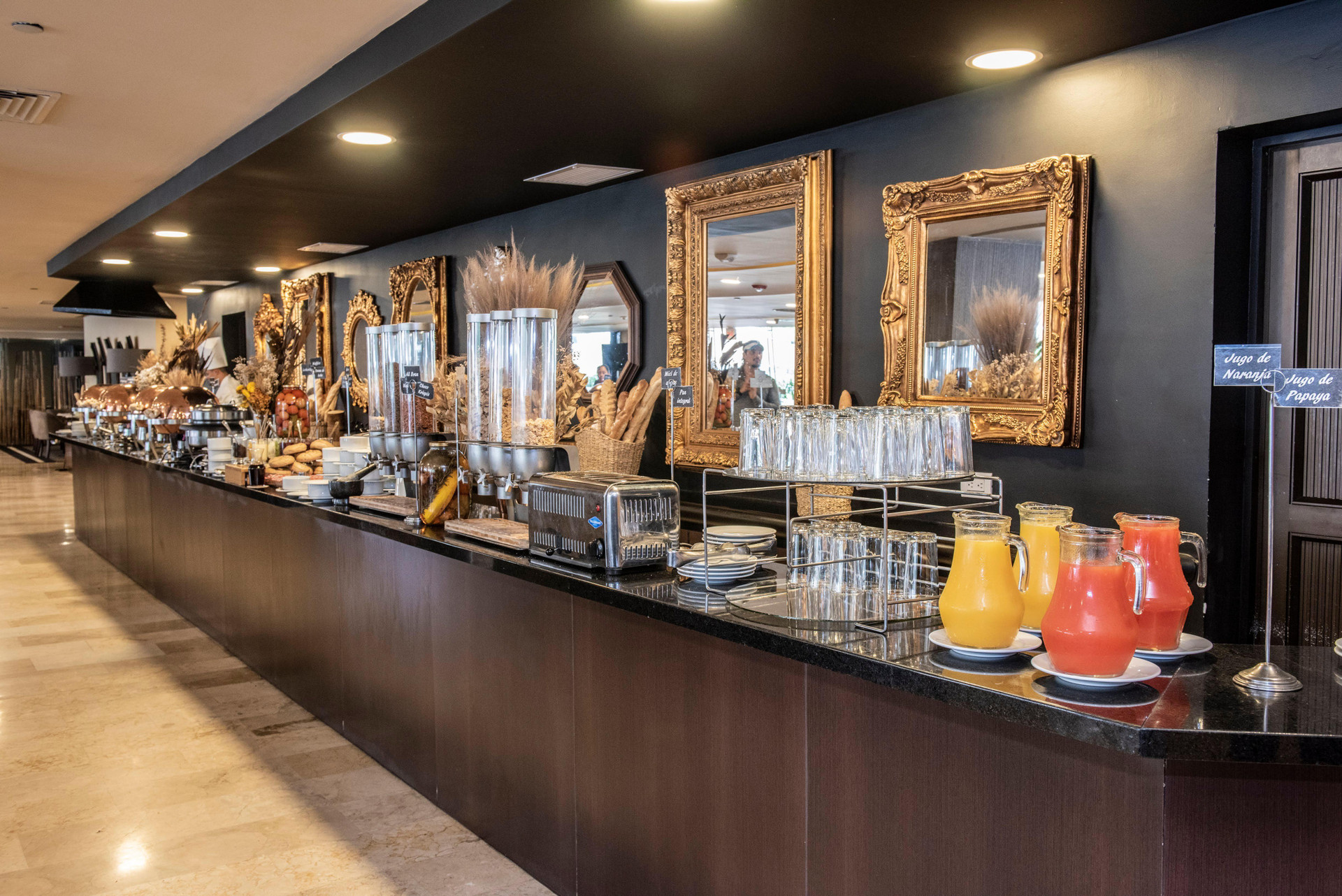 Restaurant InterContinental Medellin - Movich by IHG