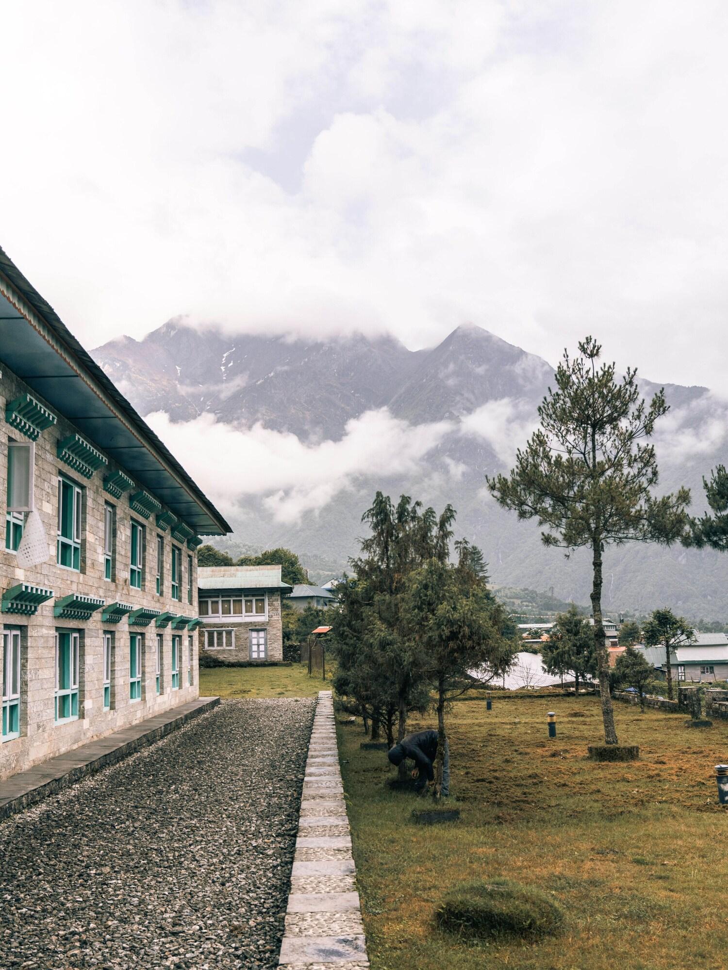 Vista Exterior Mountain Lodges of Nepal - Lukla