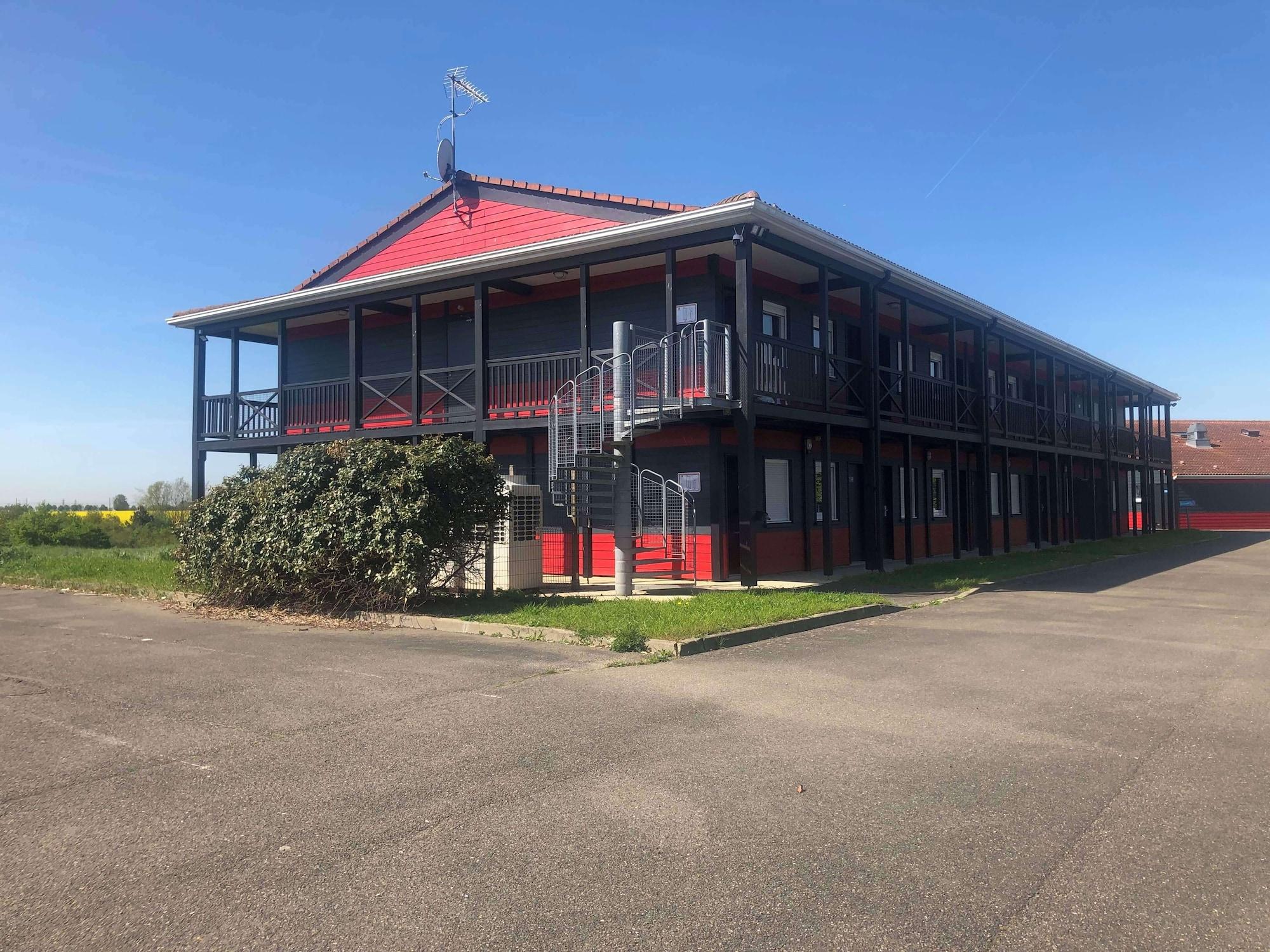 Varios Enzo Hotels Chartres Mainvilliers By Kyriad Direct