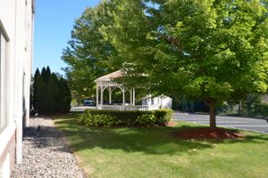 Alojamiento - Holiday Inn Express Hotel&Suites West Point-For