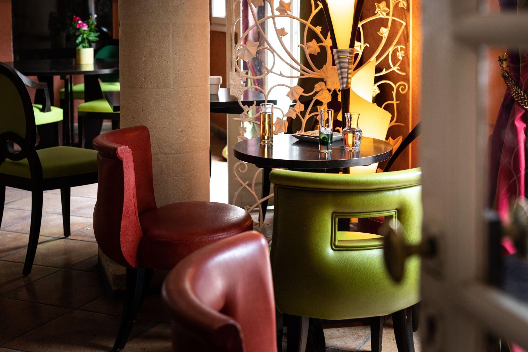Bar/Salón Best Western l'Orangerie