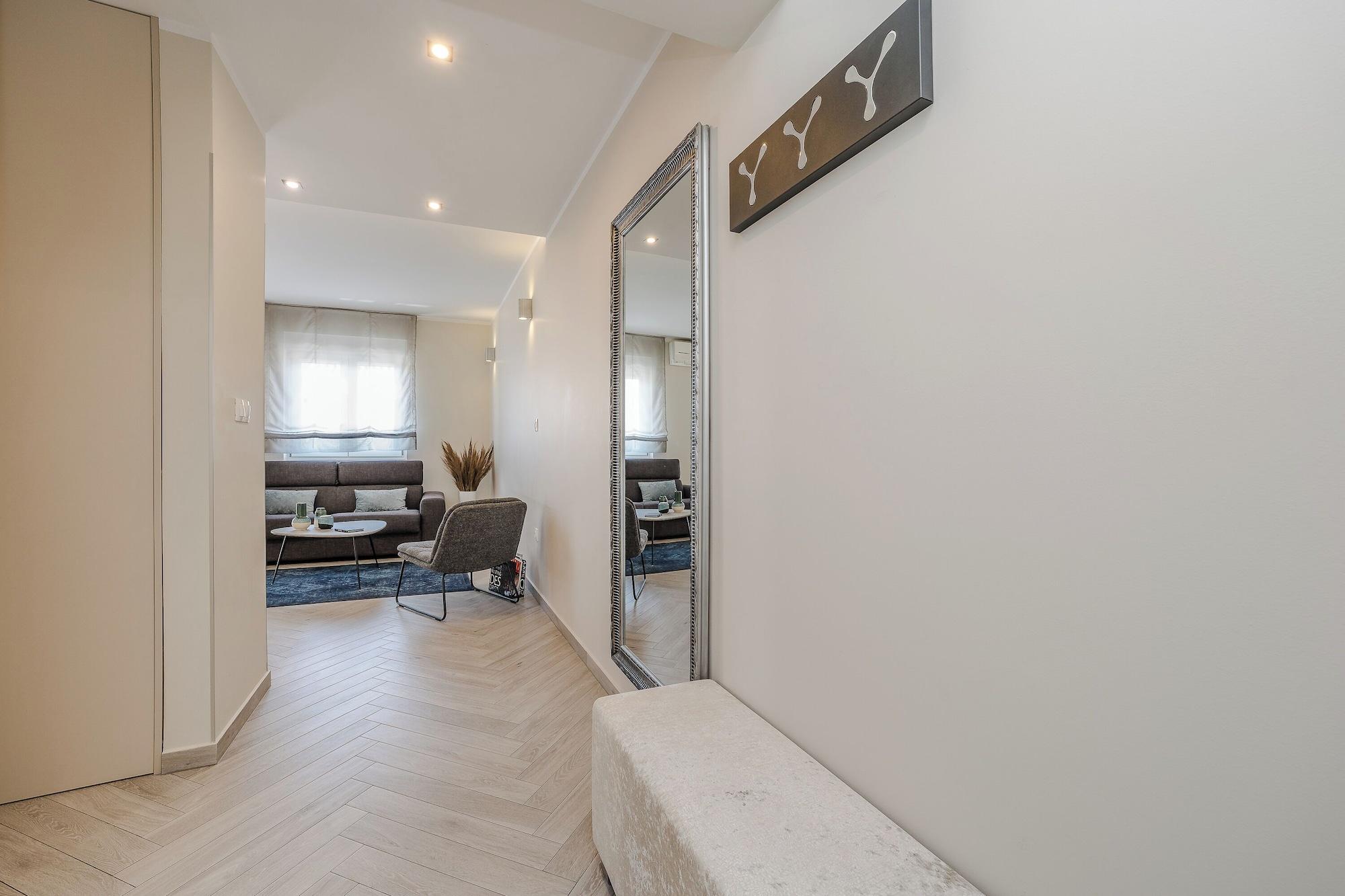 Varios Apartments Villa Karla