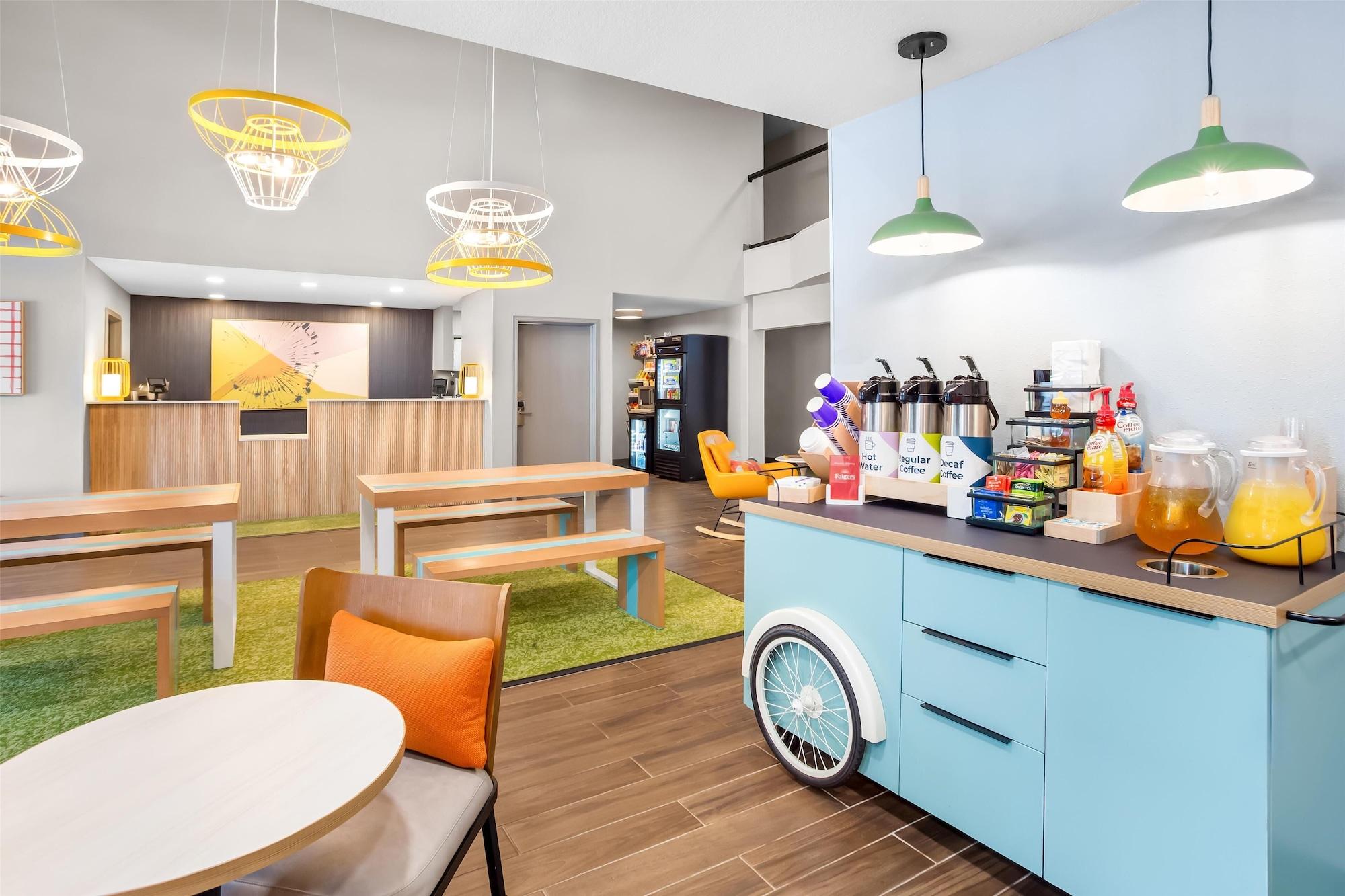 Vista Lobby Spark by Hilton Tumwater