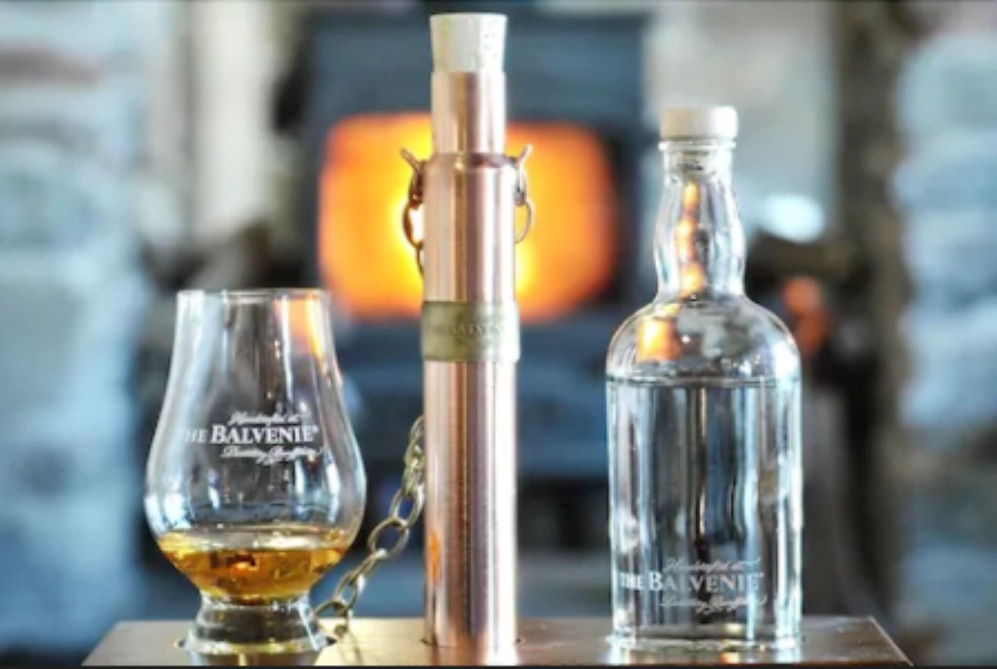 Bar/Salón The Loch Ness Inn